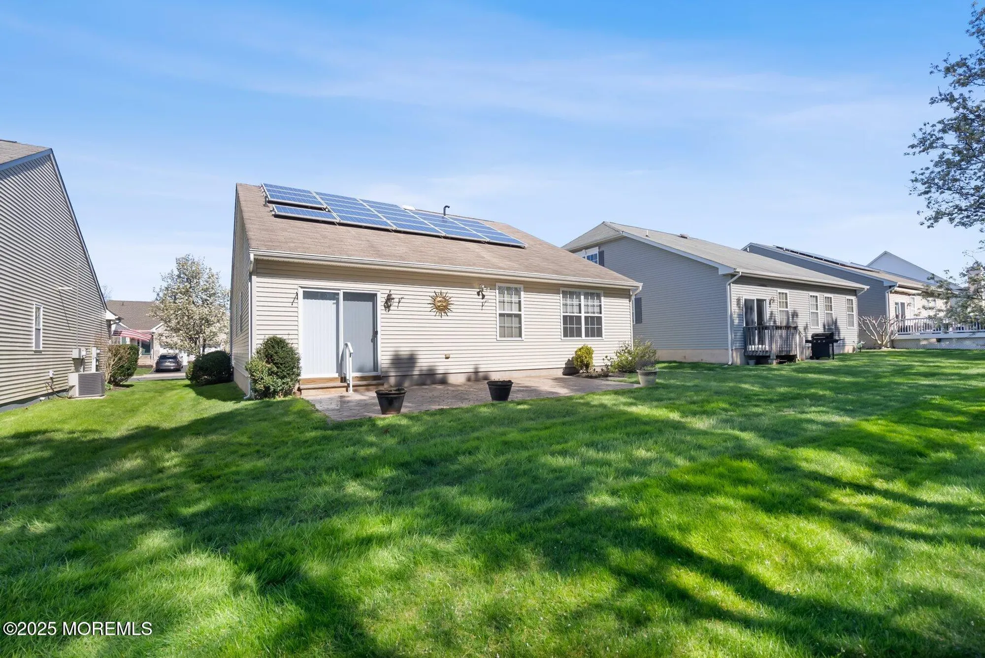 Property Slideshow image 30 of 32 | 24 little leaf ln, Howell, NJ, 07731