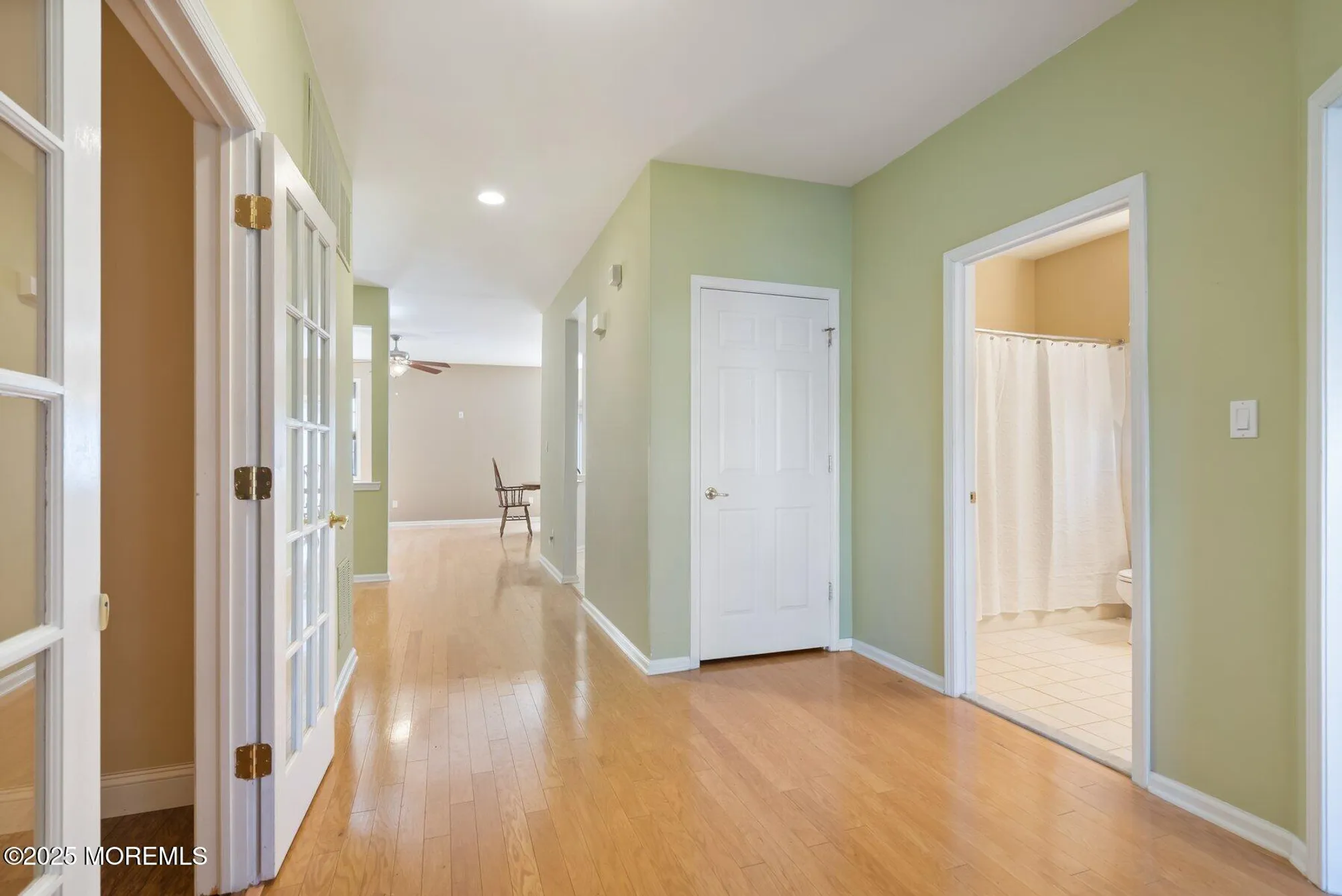 Property Slideshow image 4 of 32 | 24 little leaf ln, Howell, NJ, 07731