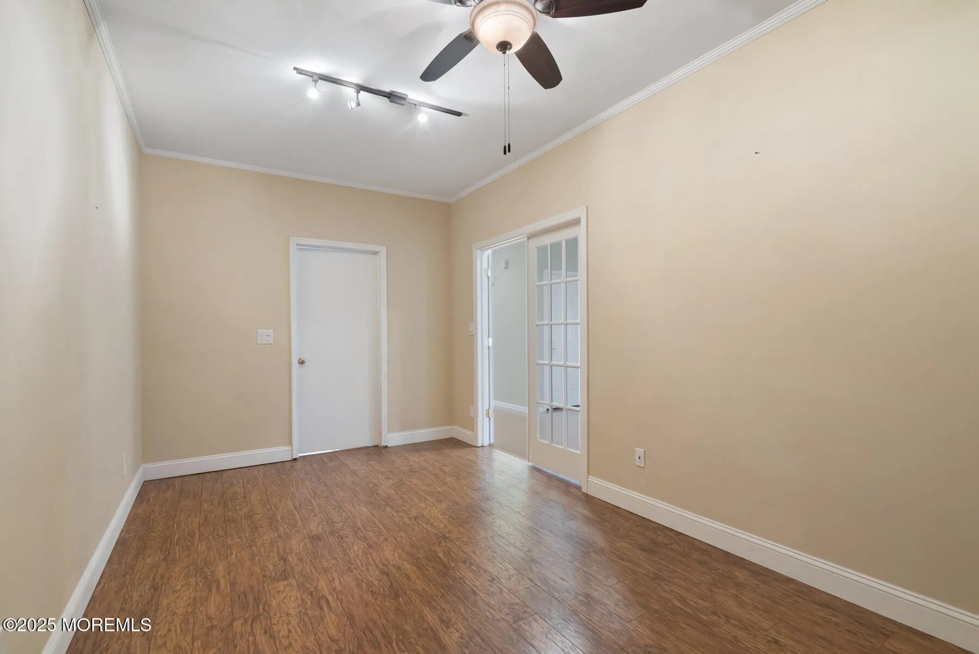 Property Slideshow image 7 of 32 | 24 little leaf ln, Howell, NJ, 07731