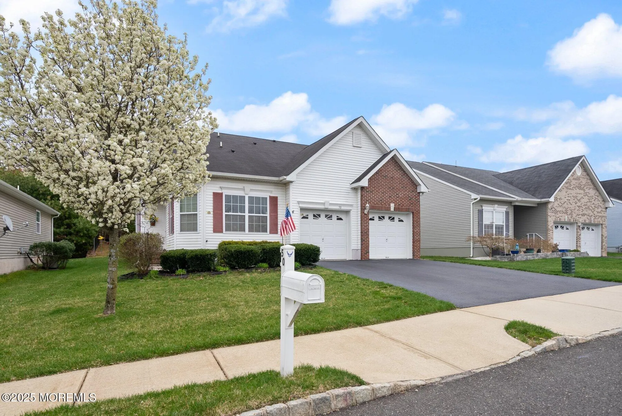 Property Slideshow image 2 of 35 | 50 little leaf ln, Howell, NJ, 07731