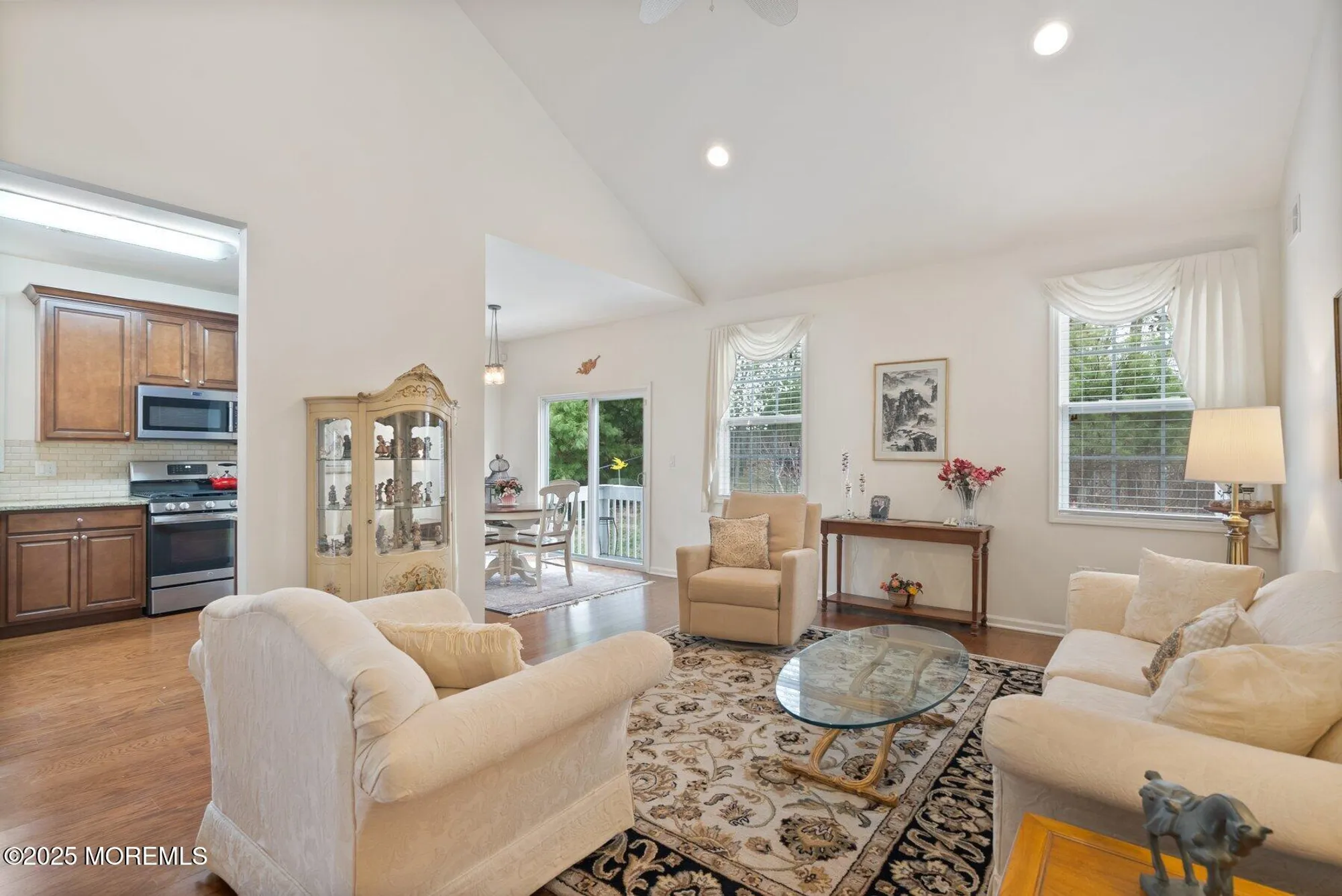 Property Slideshow image 9 of 35 | 50 little leaf ln, Howell, NJ, 07731