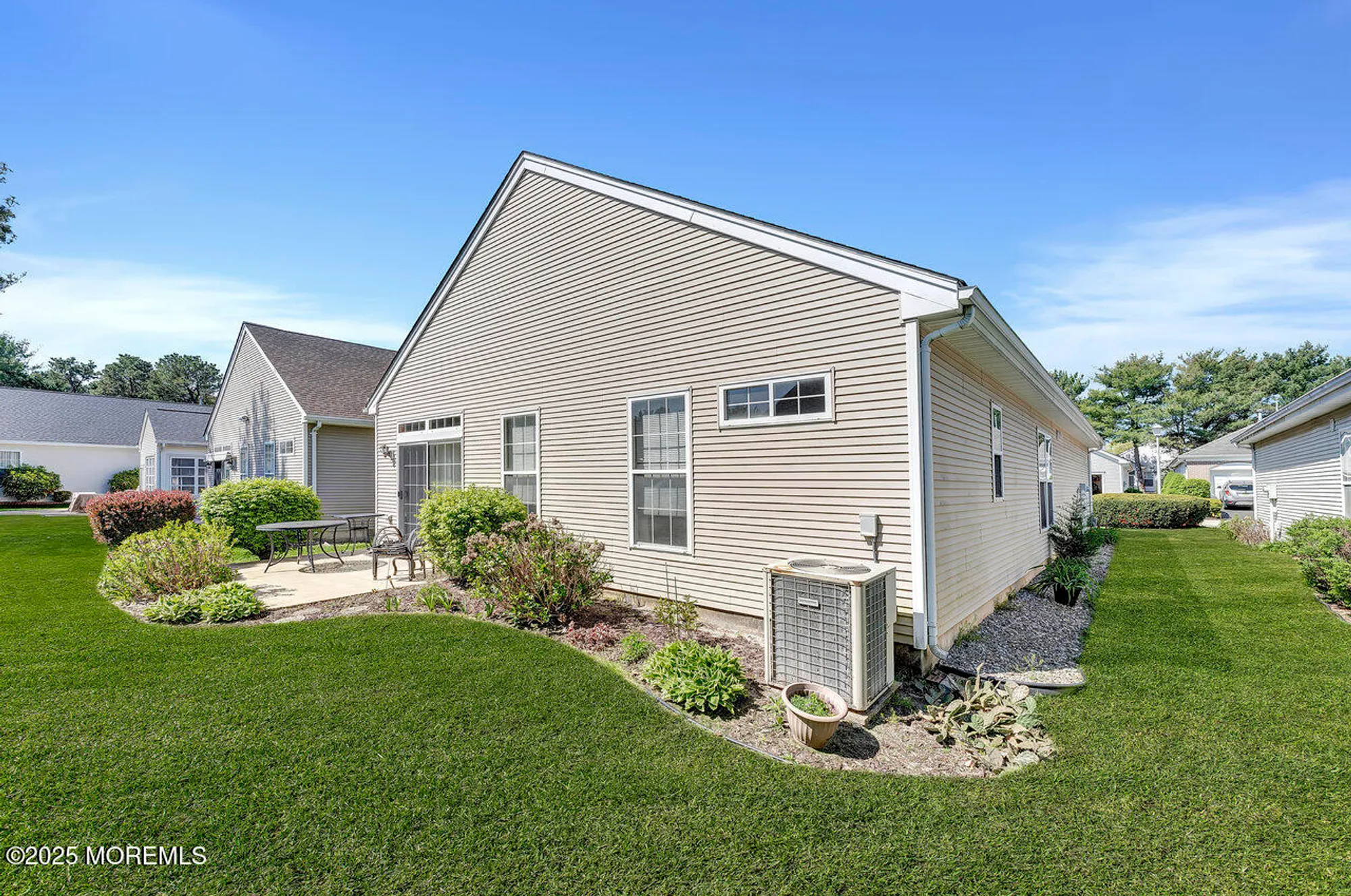 Property Slideshow image 25 of 44 | 4 lilac springs ct, Lakewood, NJ, 08701