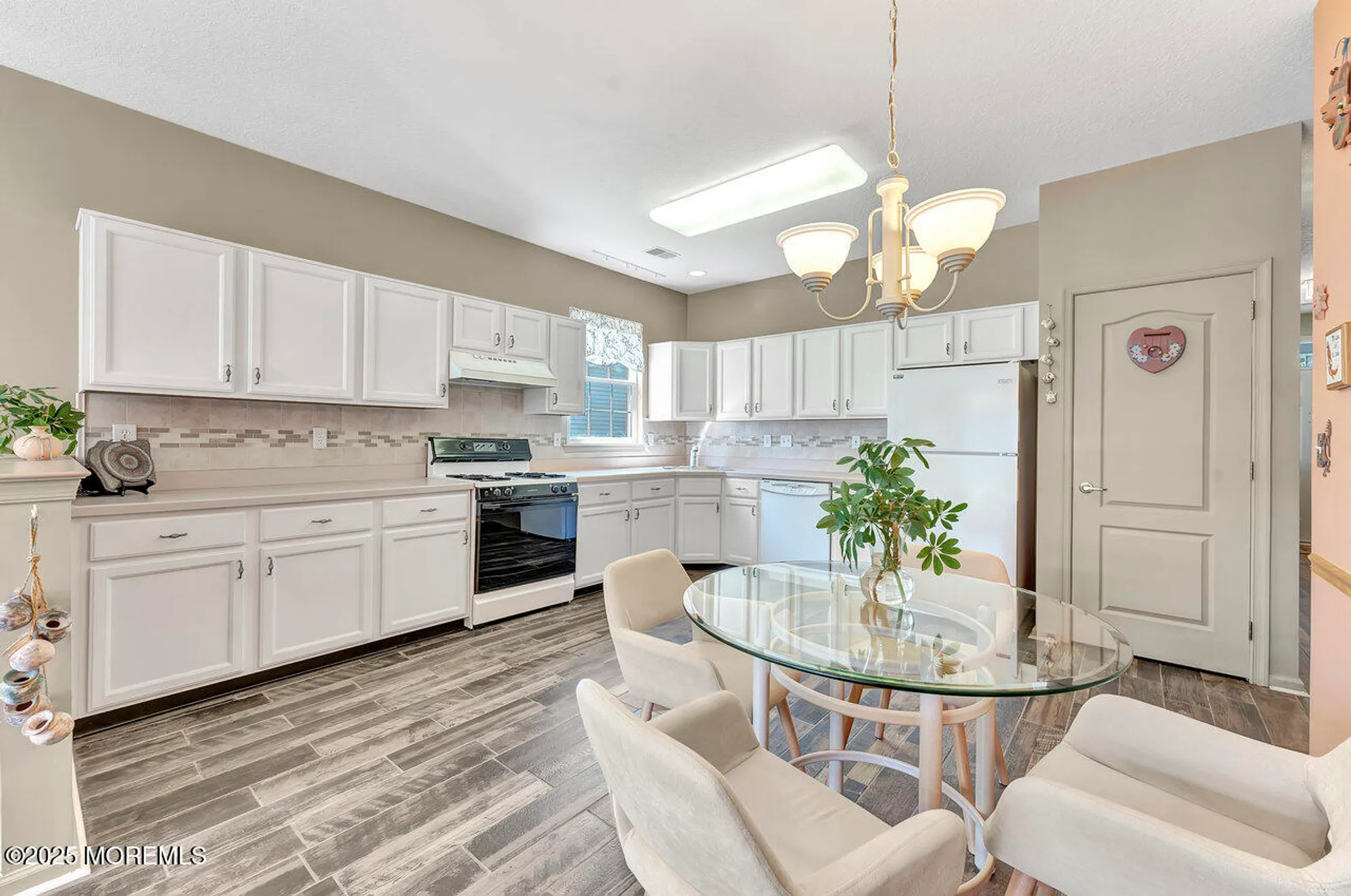 Property Slideshow image 9 of 44 | 4 lilac springs ct, Lakewood, NJ, 08701