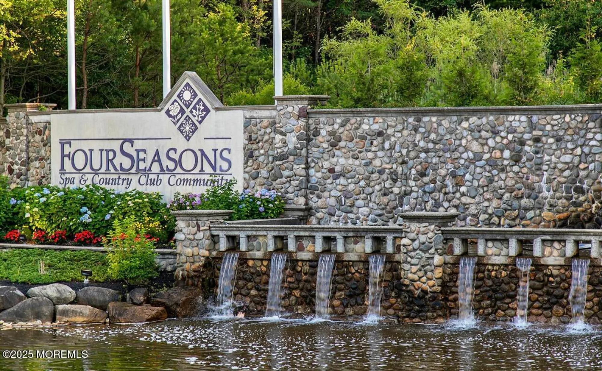 Property Slideshow image 26 of 44 | 4 lilac springs ct, Lakewood, NJ, 08701