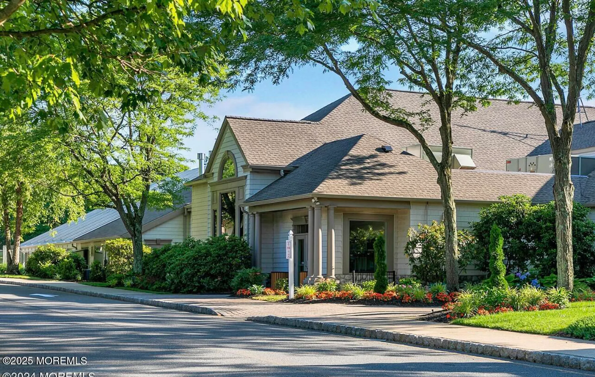 Property Slideshow image 29 of 44 | 4 lilac springs ct, Lakewood, NJ, 08701