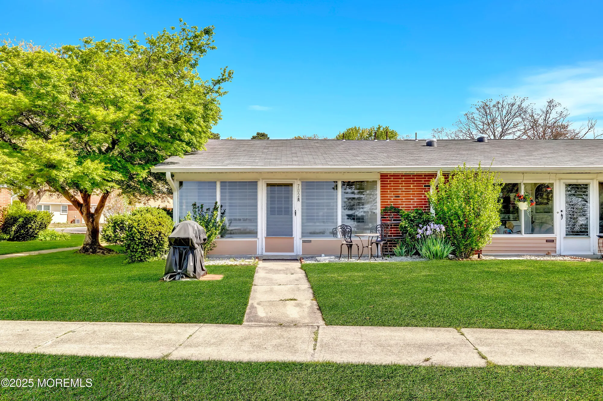 Property Slideshow image 4 of 26 | 702a plymouth dr, Lakewood, NJ, 08701