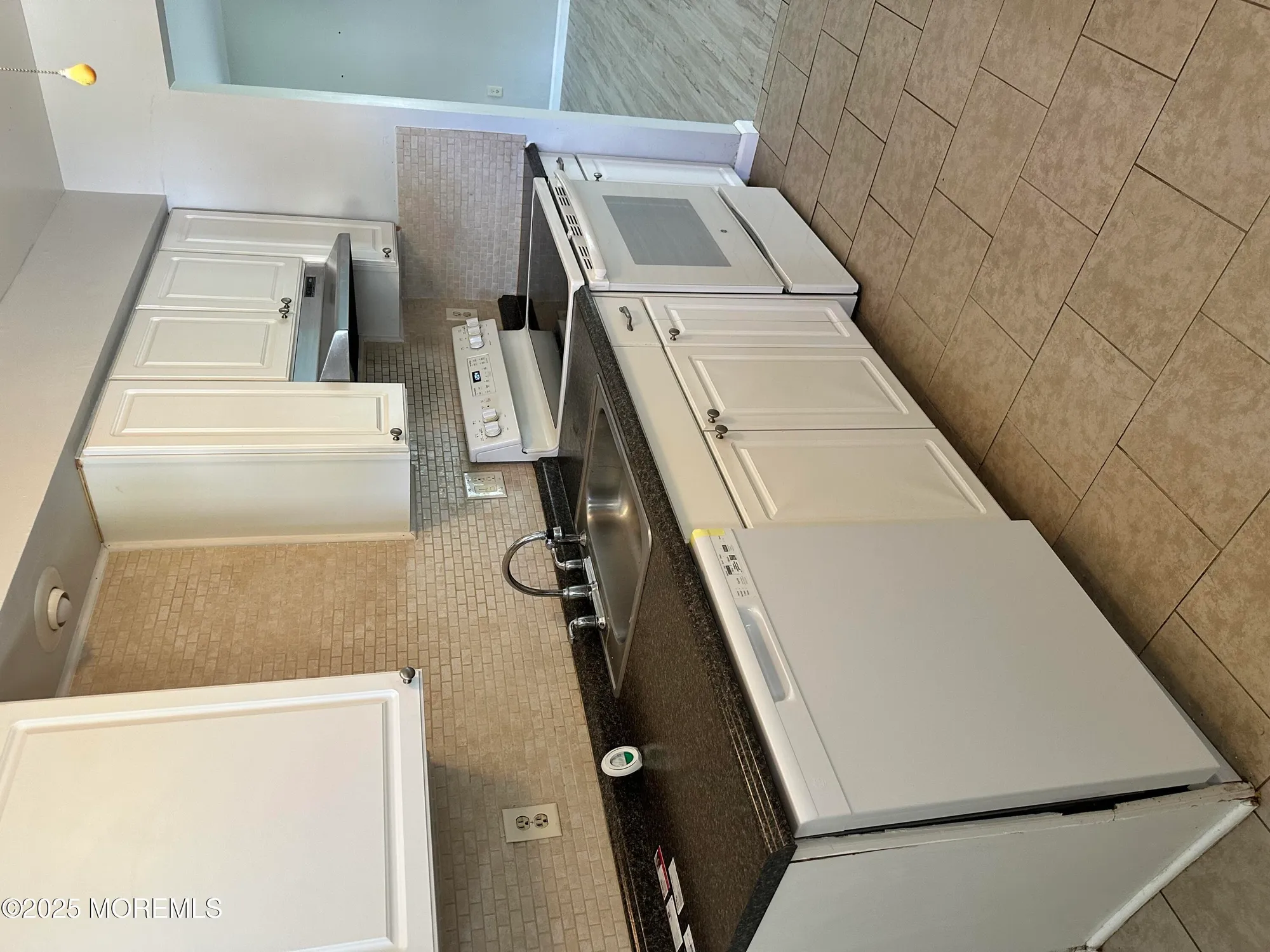 Property Slideshow image 14 of 16 | 69 chelsea dr # 72, Whiting, NJ, 08759