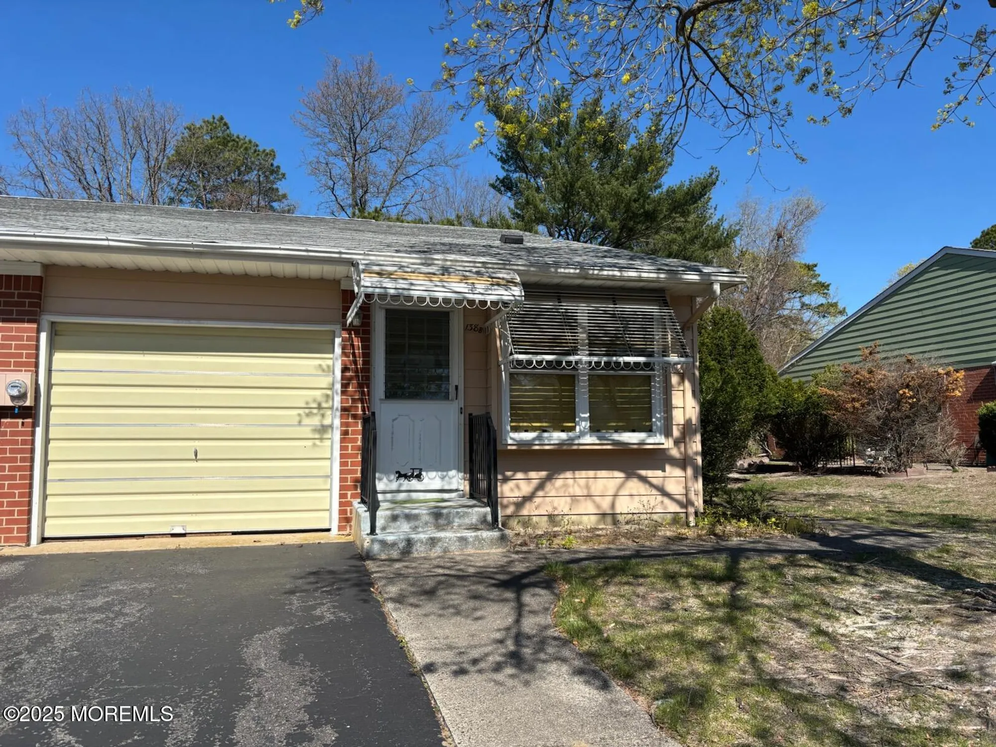 Property Slideshow image 1 of 20 | 138 hudson pkwy b, Whiting, NJ, 08759