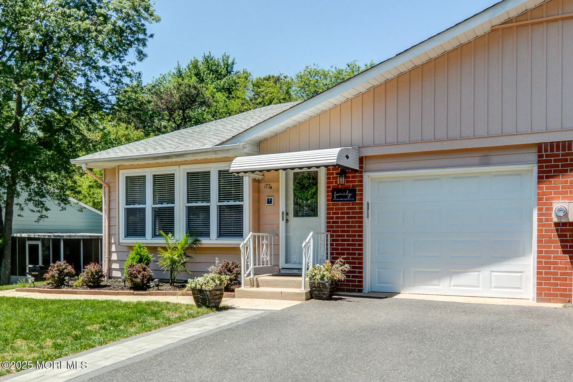 Property Slideshow image 1 of 16 | 172a hudson pkwy, Whiting, NJ, 08759