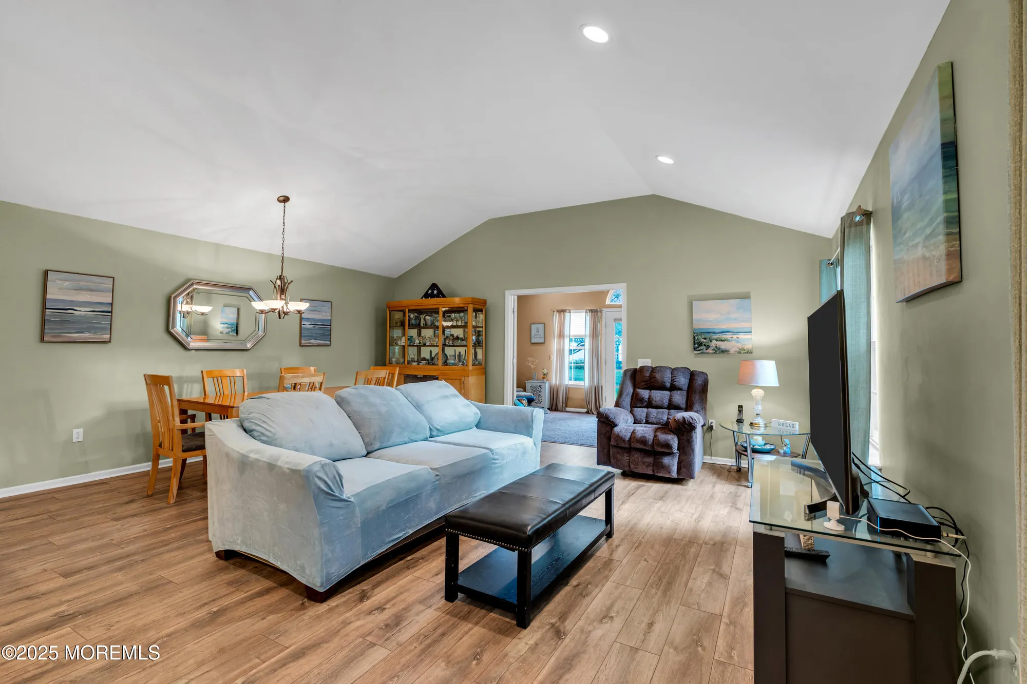 Property Slideshow image 7 of 54 | 2752 meadow lake dr, Toms River, NJ, 08755