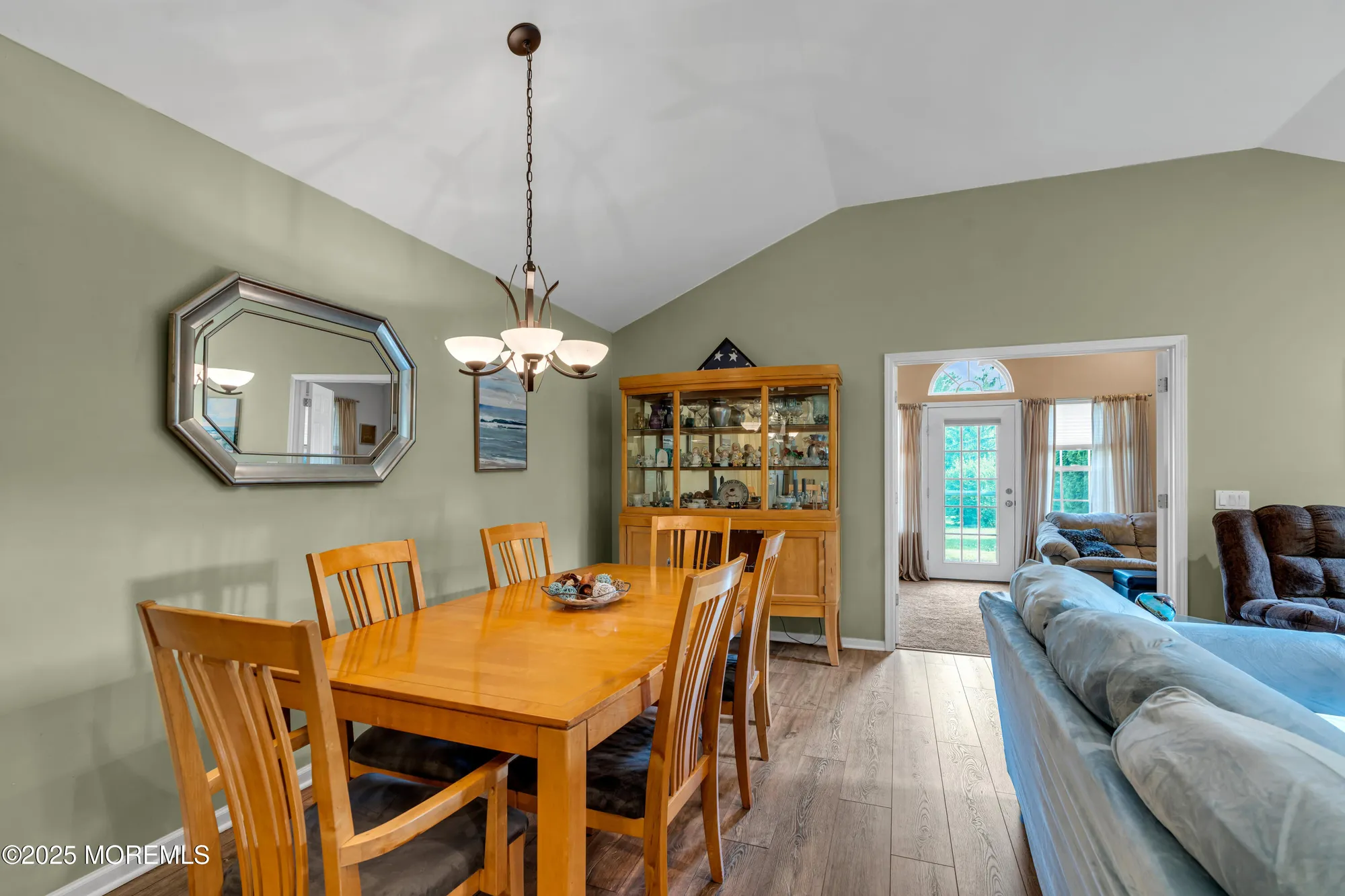 Property Slideshow image 10 of 54 | 2752 meadow lake dr, Toms River, NJ, 08755