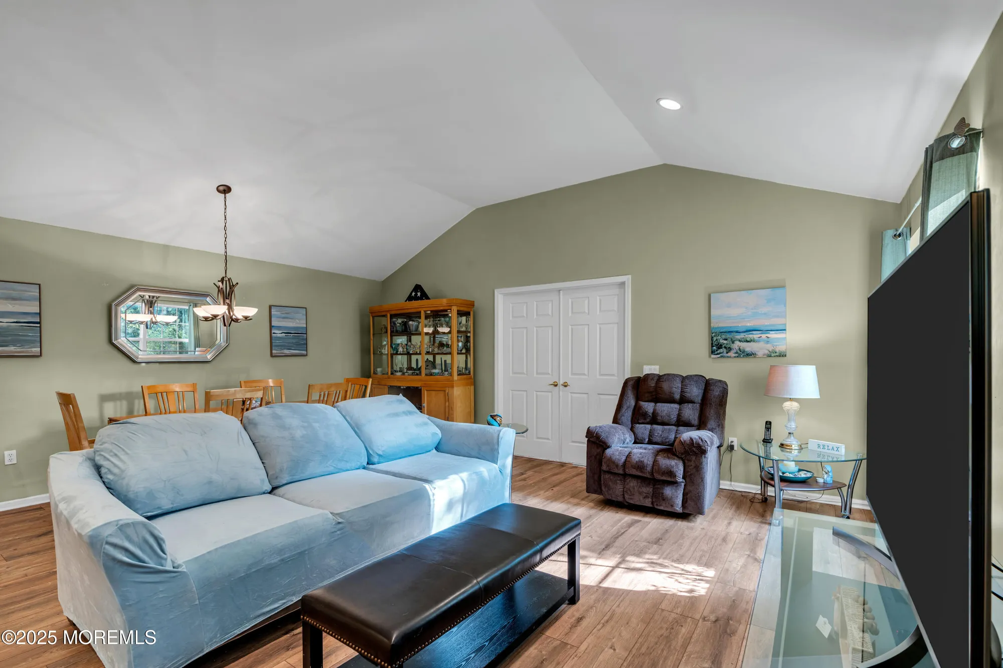 Property Slideshow image 17 of 54 | 2752 meadow lake dr, Toms River, NJ, 08755