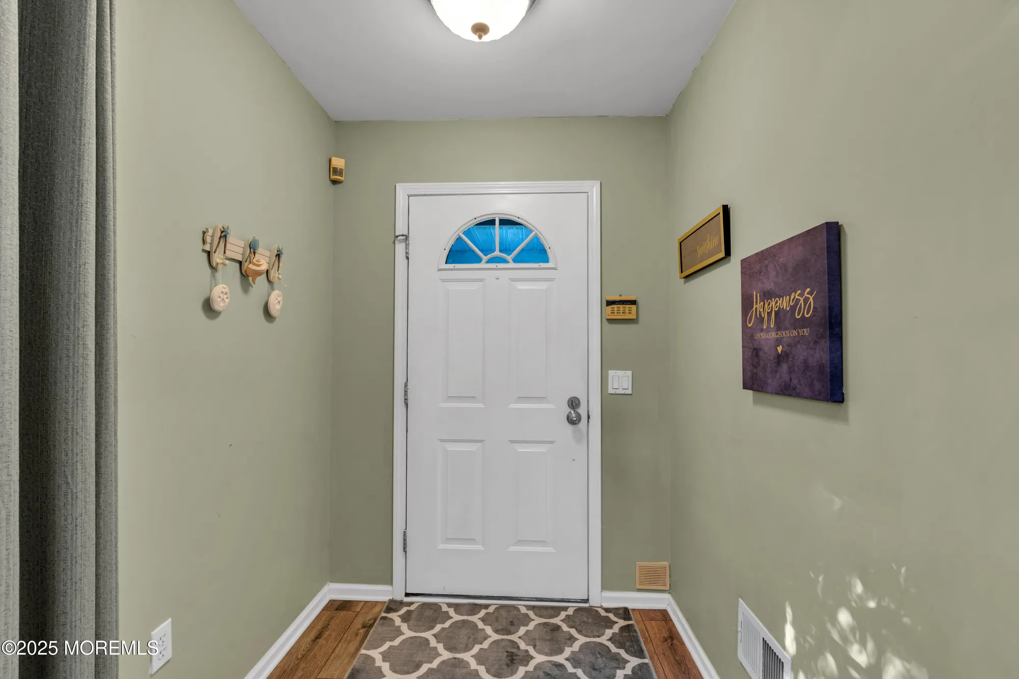 Property Slideshow image 18 of 54 | 2752 meadow lake dr, Toms River, NJ, 08755