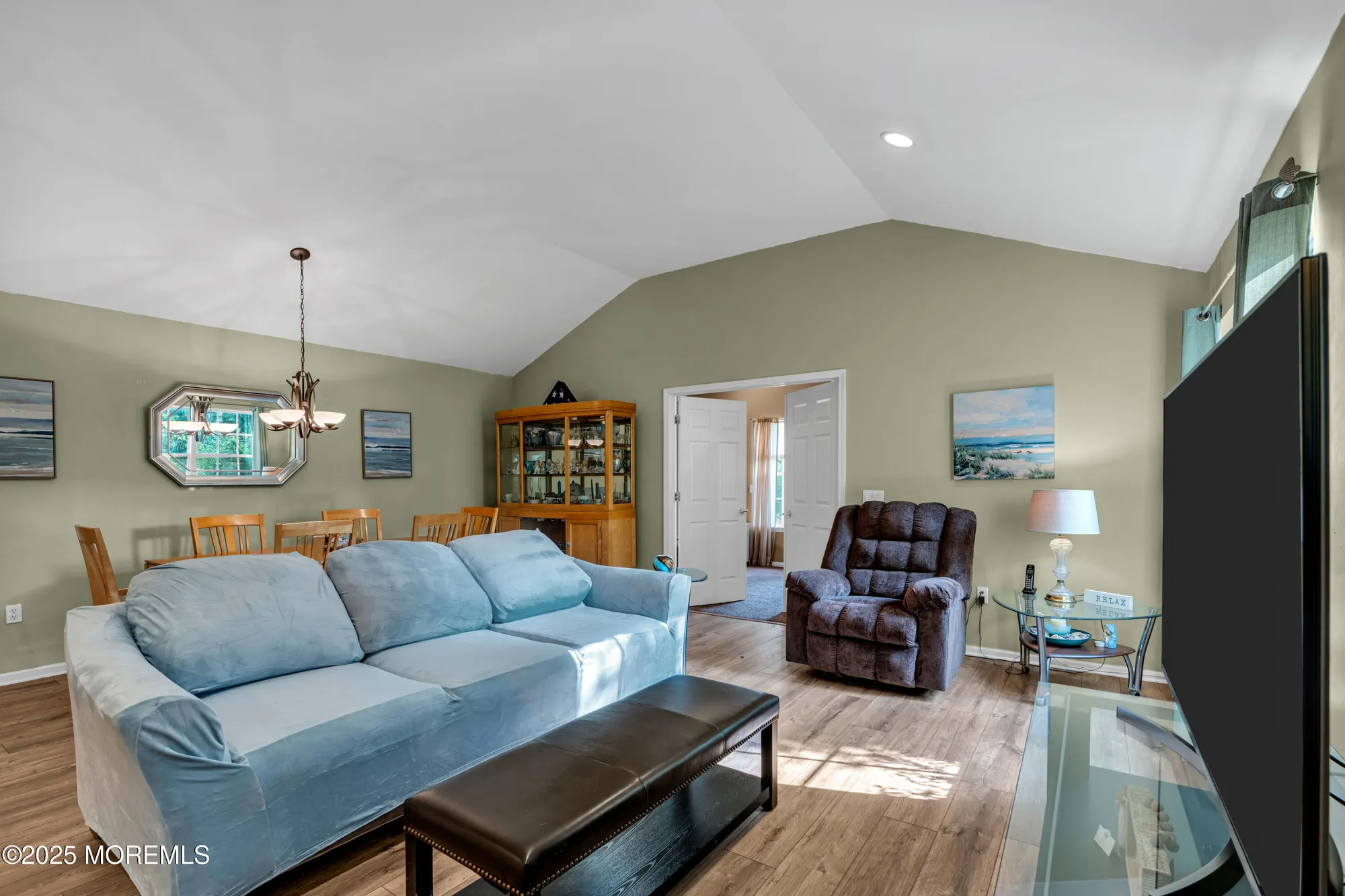 Property Slideshow image 16 of 54 | 2752 meadow lake dr, Toms River, NJ, 08755