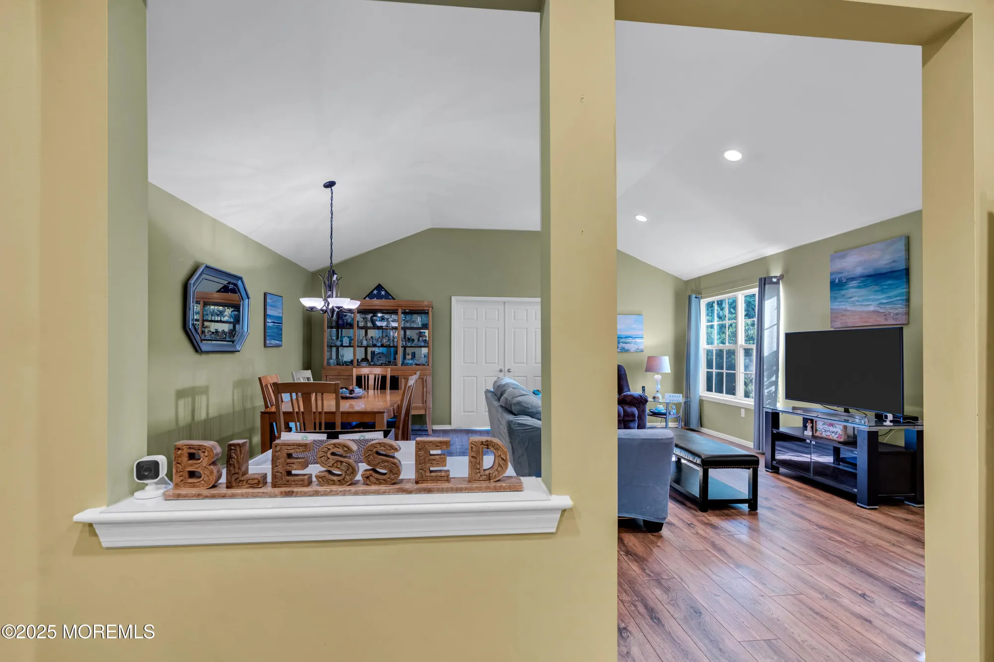 Property Slideshow image 22 of 54 | 2752 meadow lake dr, Toms River, NJ, 08755