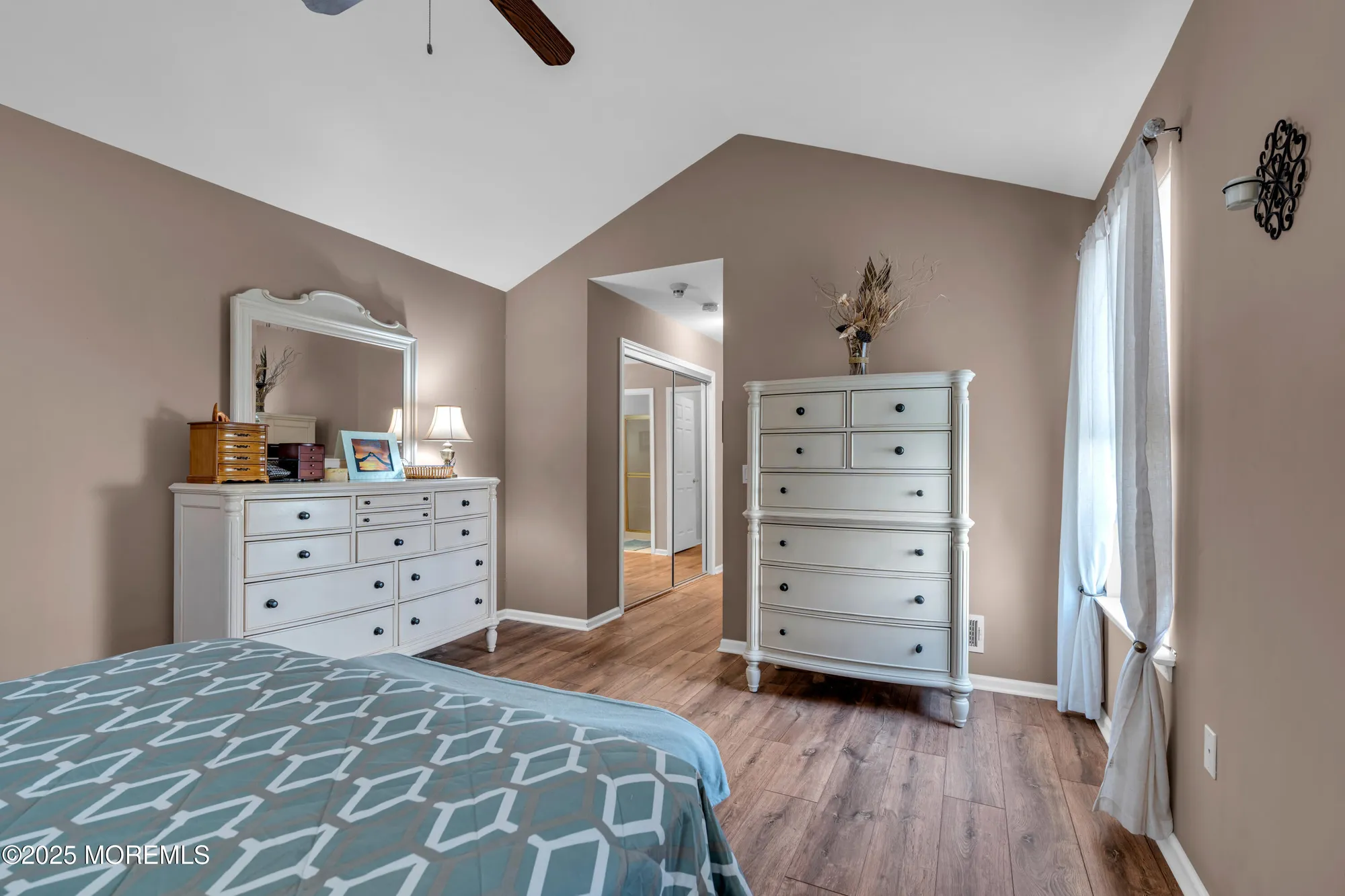 Property Slideshow image 32 of 54 | 2752 meadow lake dr, Toms River, NJ, 08755