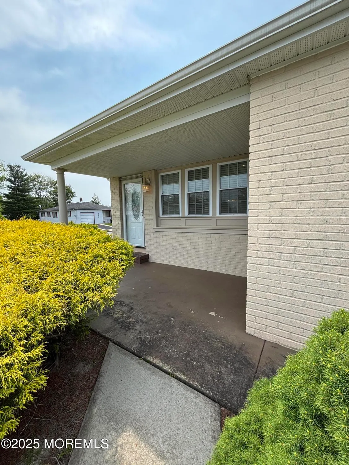 Property Slideshow image 2 of 17 | 2 corinth pl, Toms River, NJ, 08757