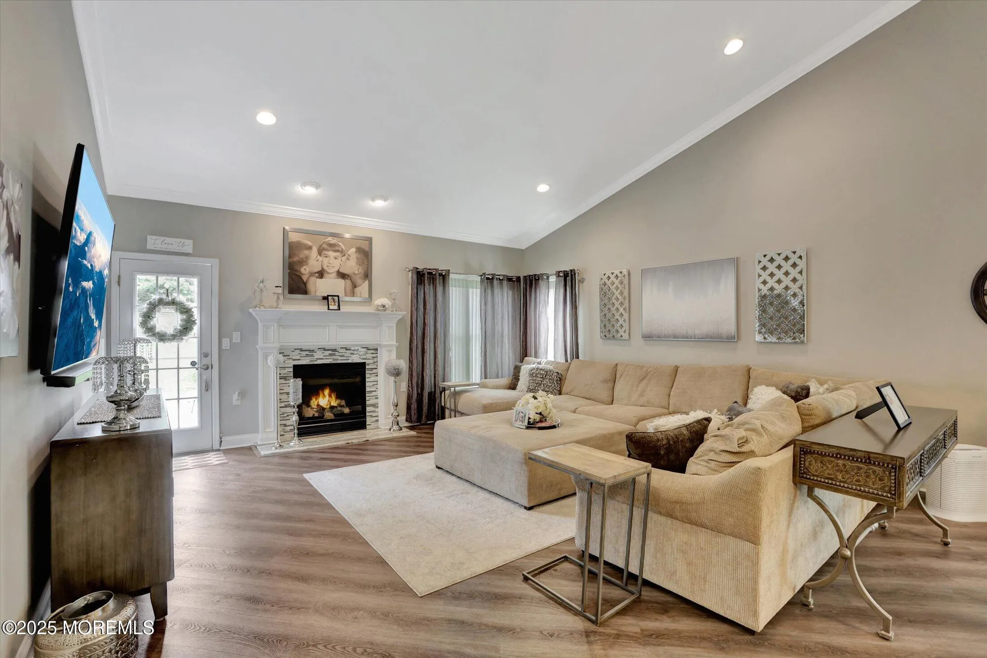 Property Slideshow image 13 of 53 | 8 crawford rd, Manalapan, NJ, 07726