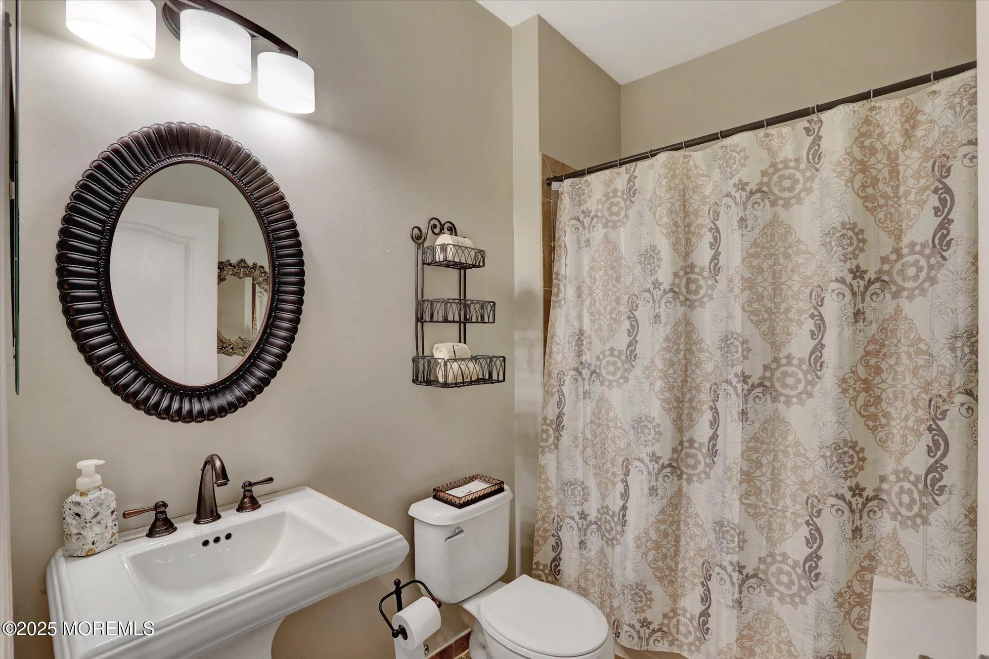 Property Slideshow image 15 of 53 | 8 crawford rd, Manalapan, NJ, 07726