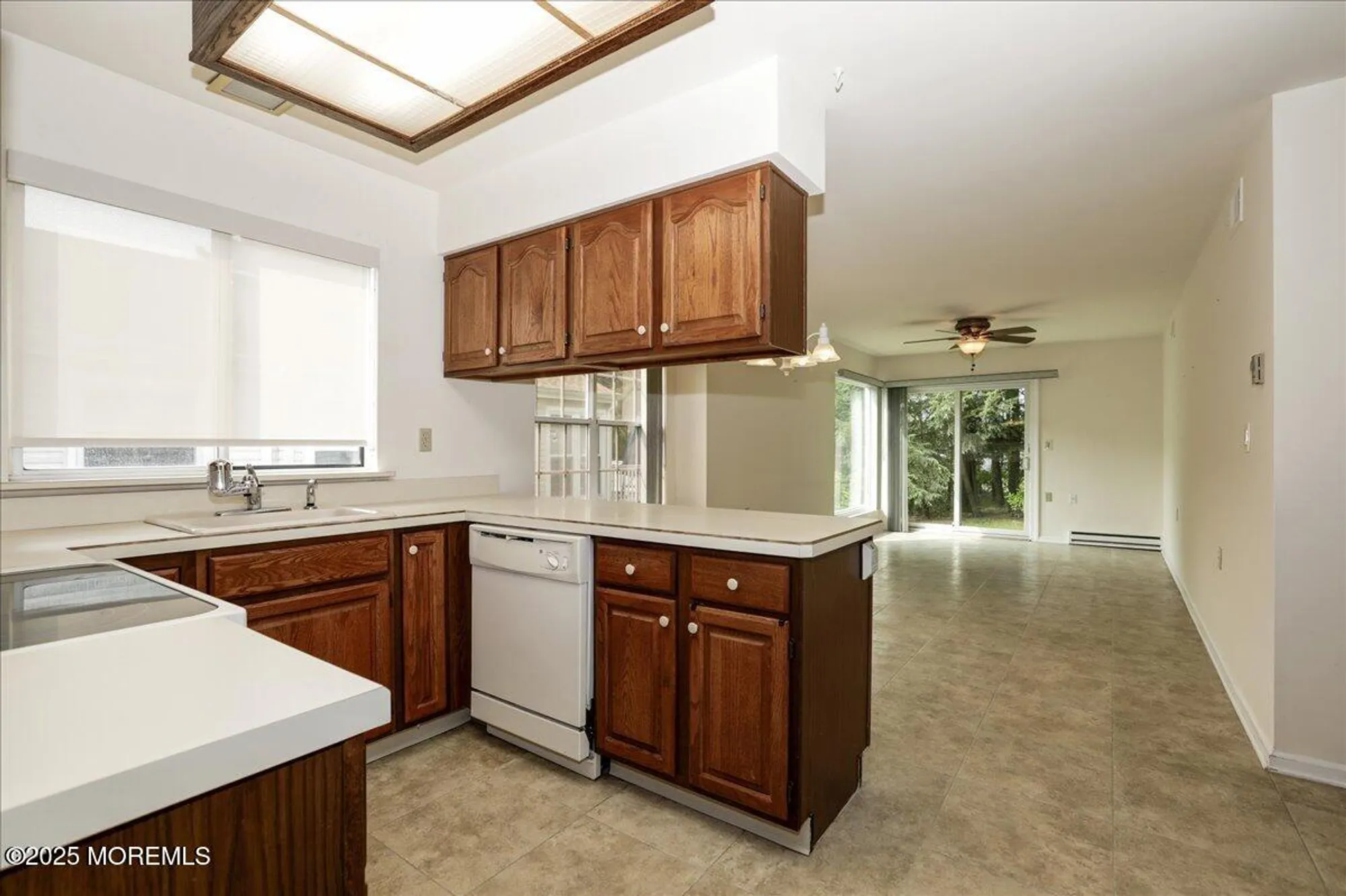 Property Slideshow image 29 of 69 | 41 tarworth ter, Manchester, NJ, 08759