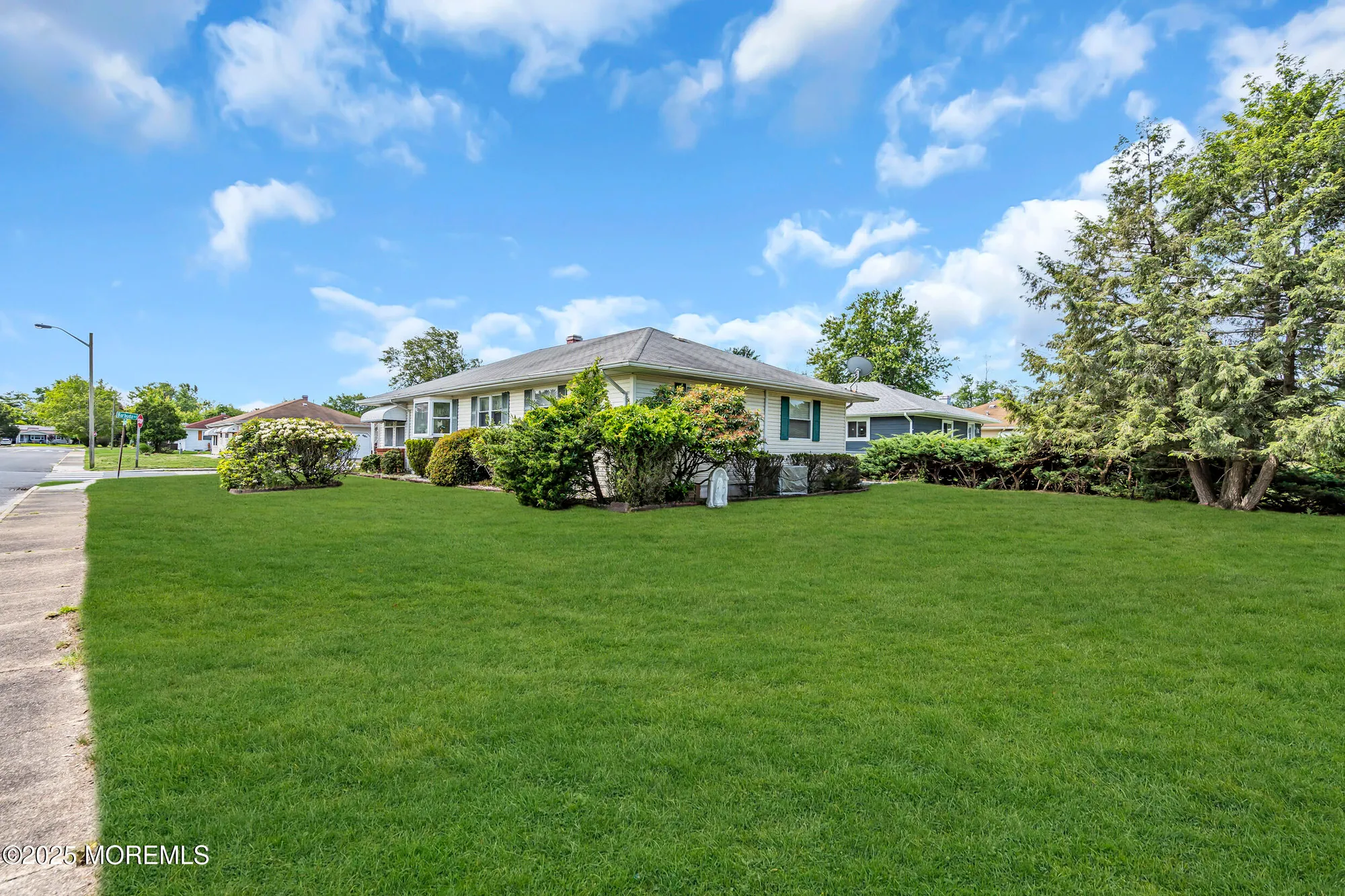 Property Slideshow image 26 of 28 | 10 barbuda st, Toms River, NJ, 08757