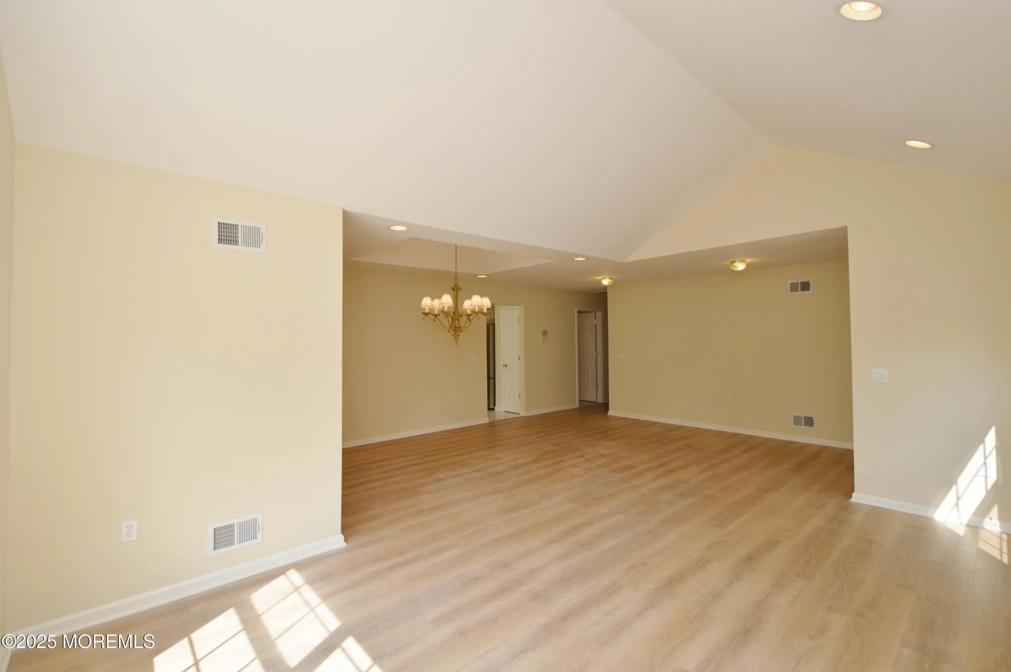 Property Slideshow image 7 of 59 | 3168 wood spring ln, Toms River, NJ, 08755