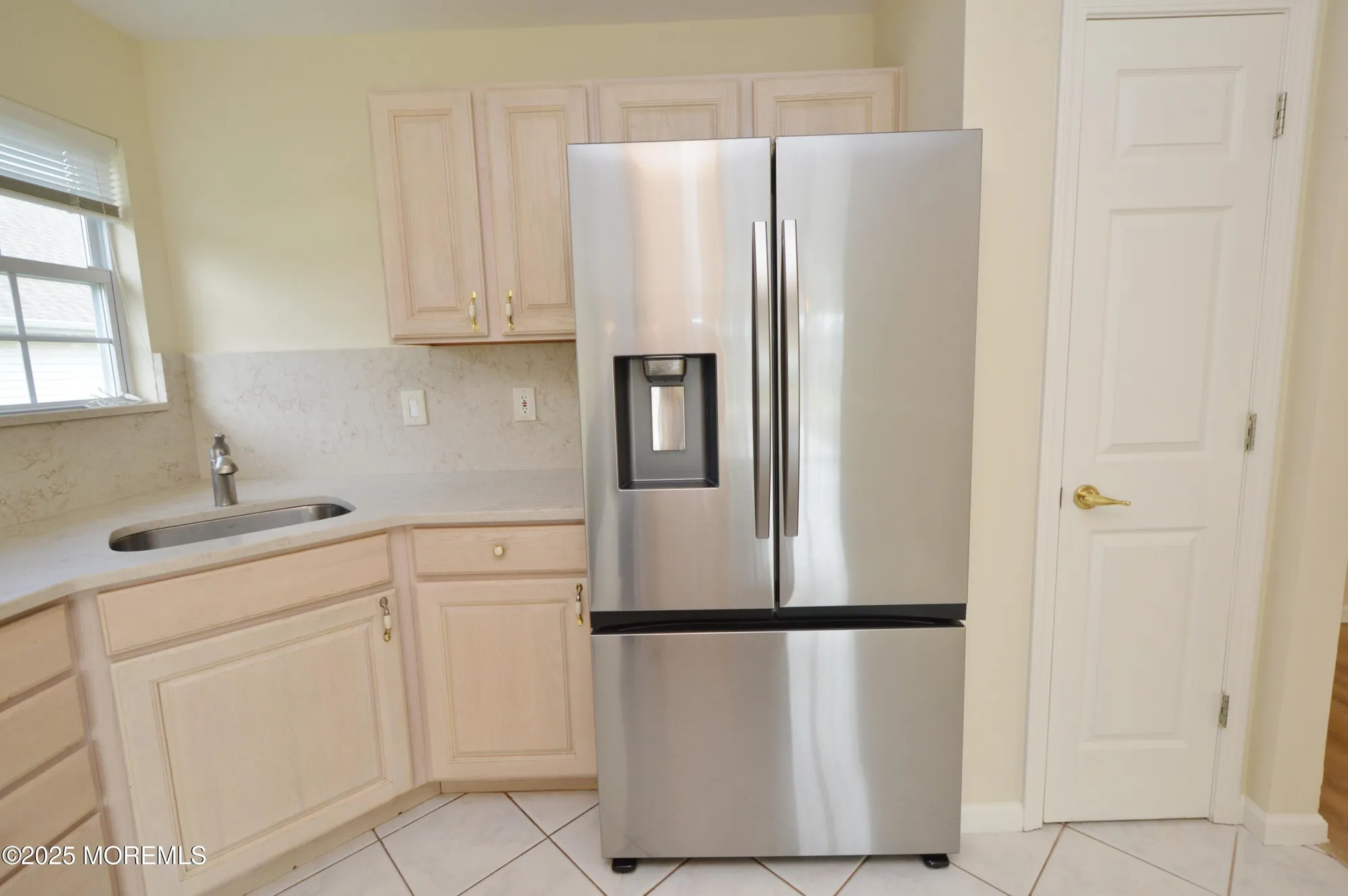 Property Slideshow image 13 of 59 | 3168 wood spring ln, Toms River, NJ, 08755