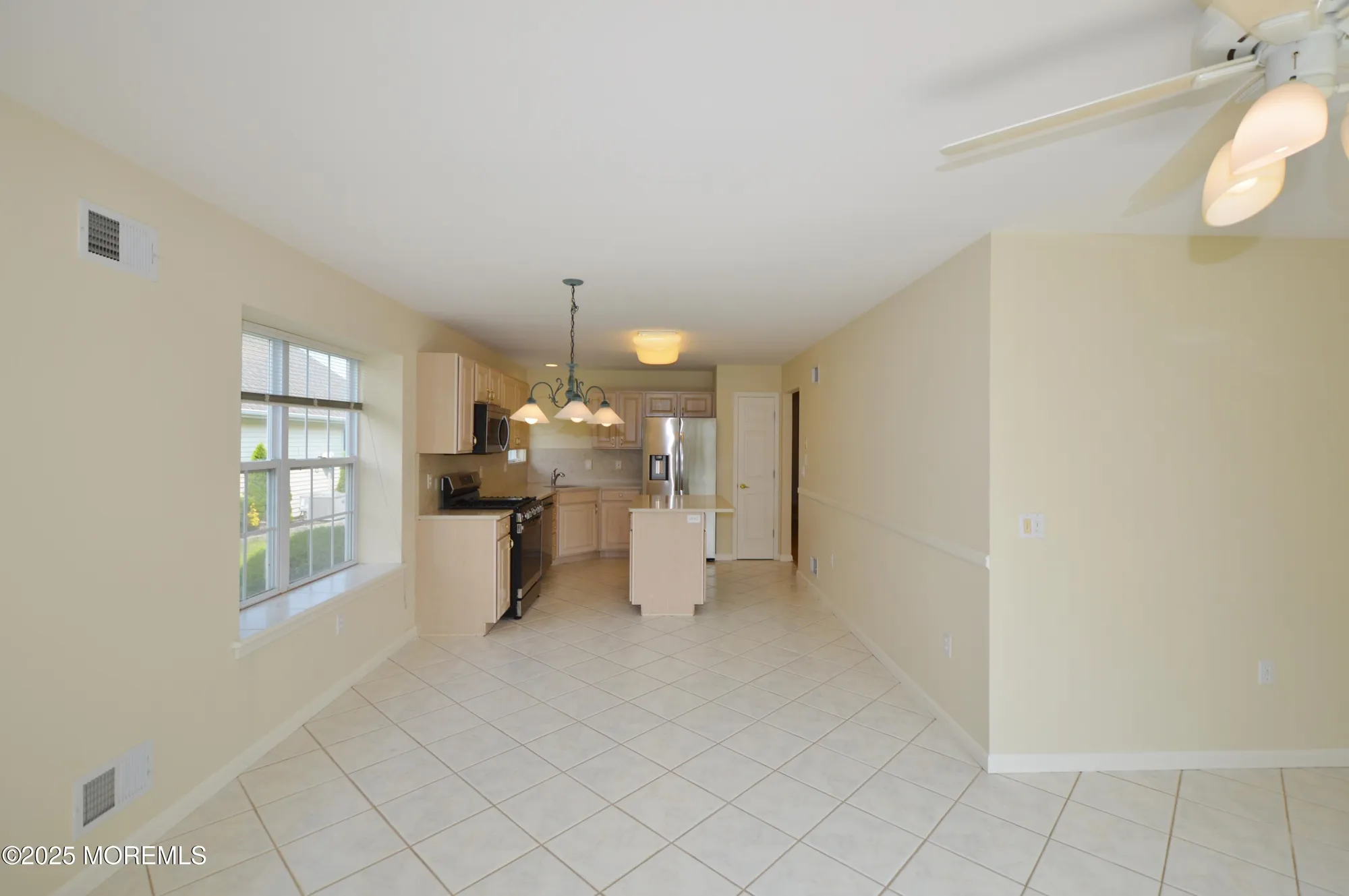 Property Slideshow image 27 of 59 | 3168 wood spring ln, Toms River, NJ, 08755