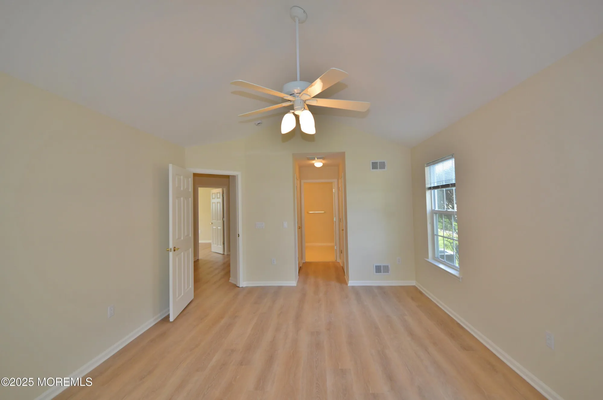 Property Slideshow image 32 of 59 | 3168 wood spring ln, Toms River, NJ, 08755