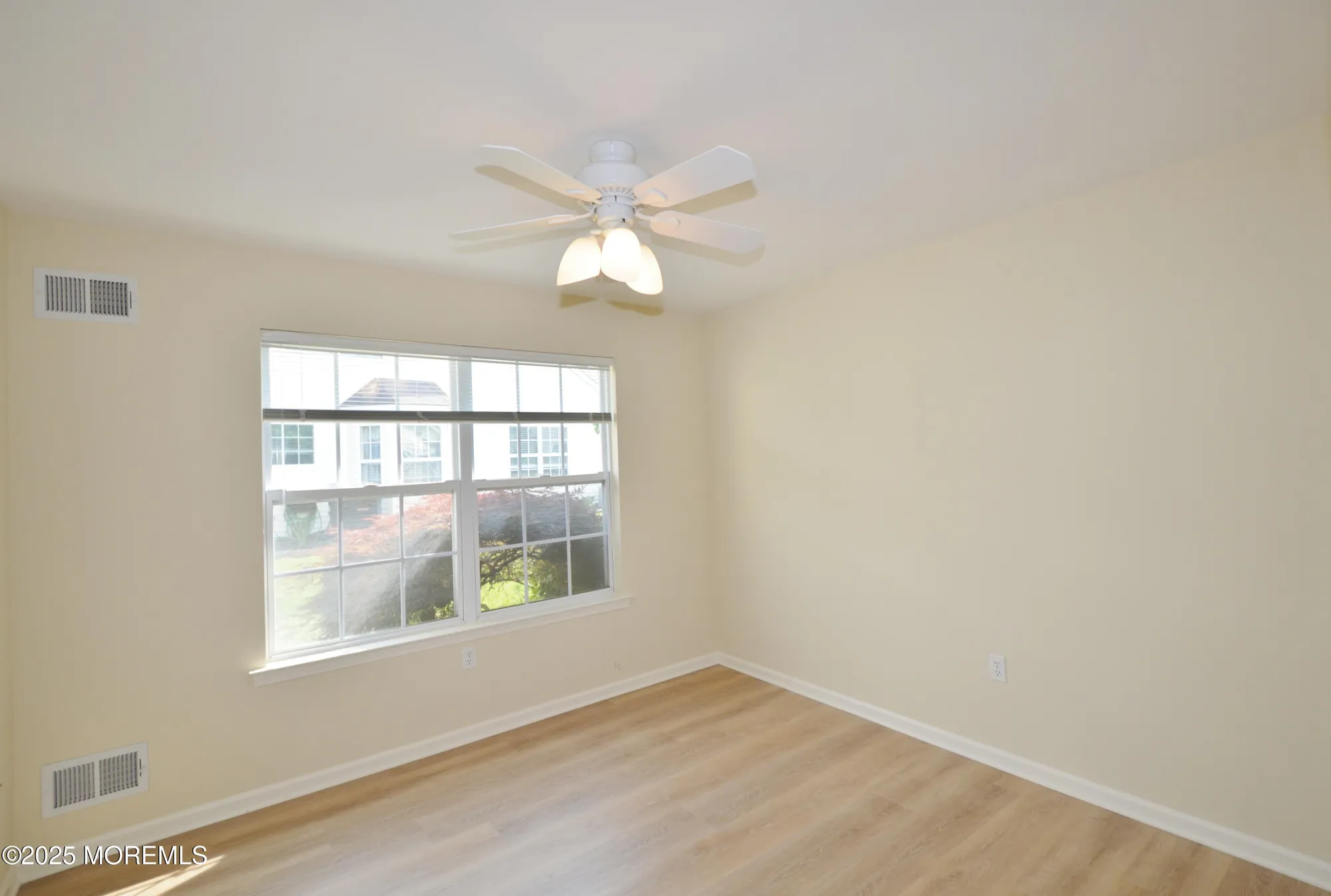 Property Slideshow image 38 of 59 | 3168 wood spring ln, Toms River, NJ, 08755