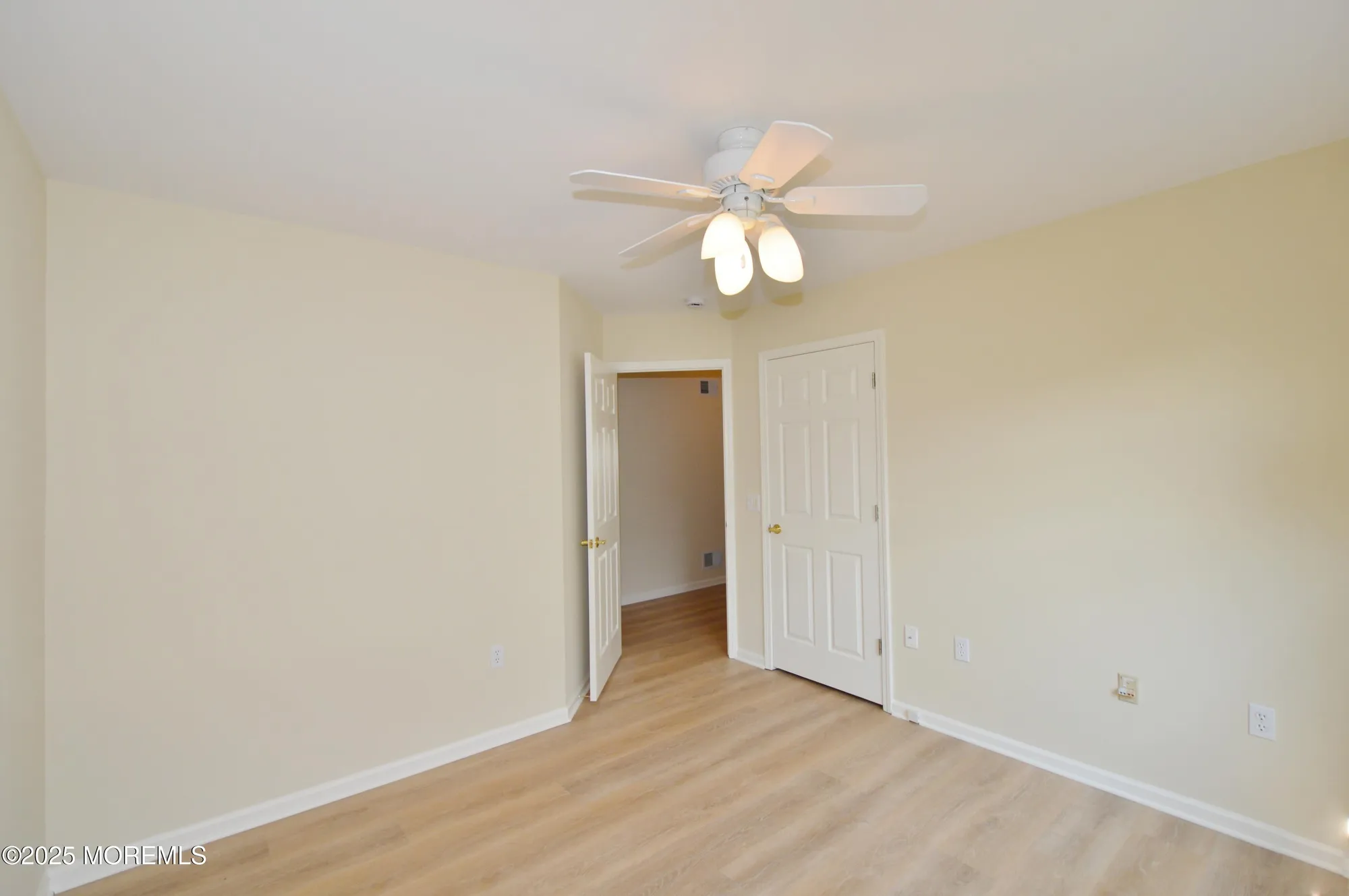 Property Slideshow image 41 of 59 | 3168 wood spring ln, Toms River, NJ, 08755