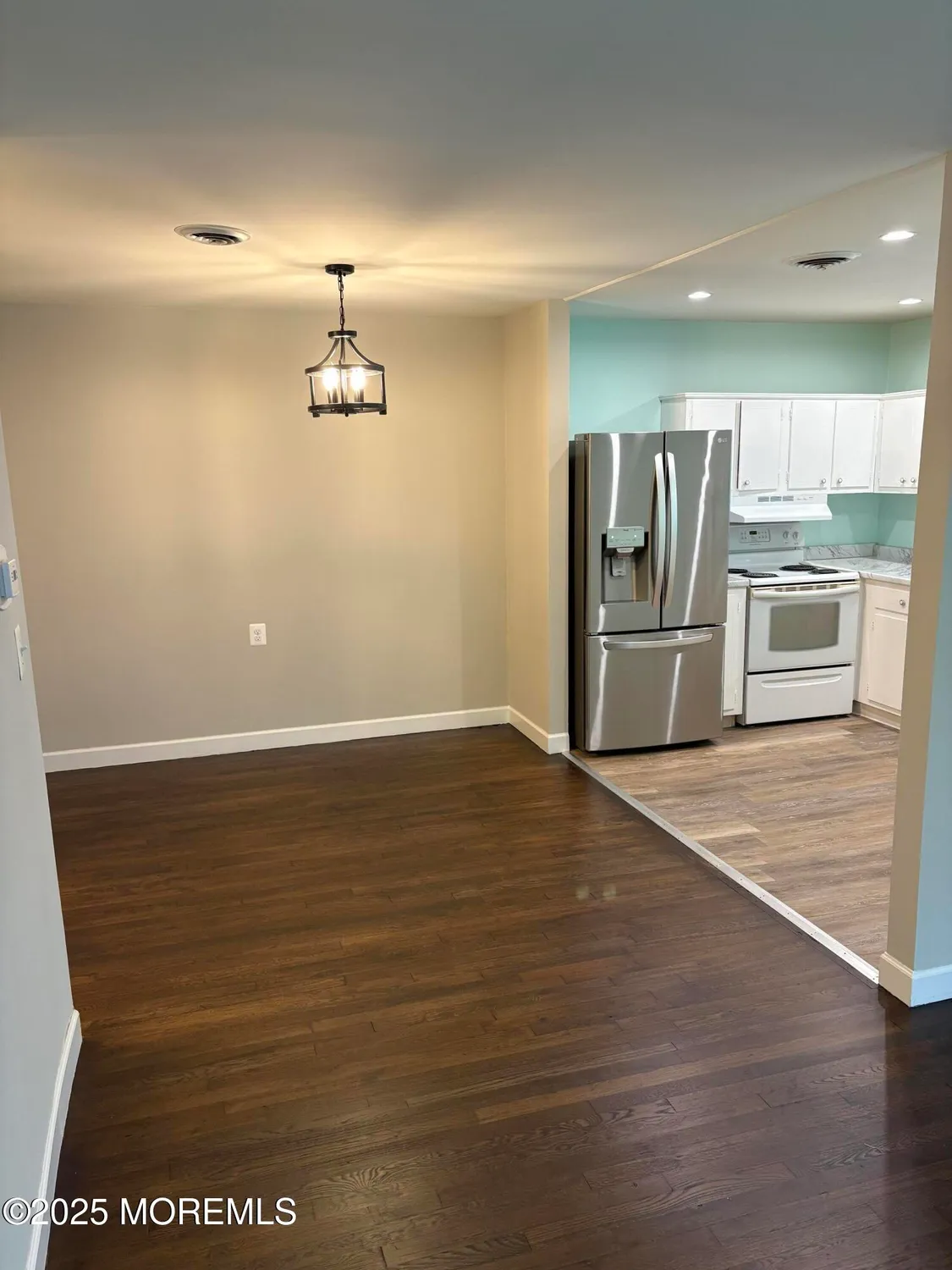 Property Slideshow image 4 of 20 | 2211 yorktowne blvd, Toms River, NJ, 08753