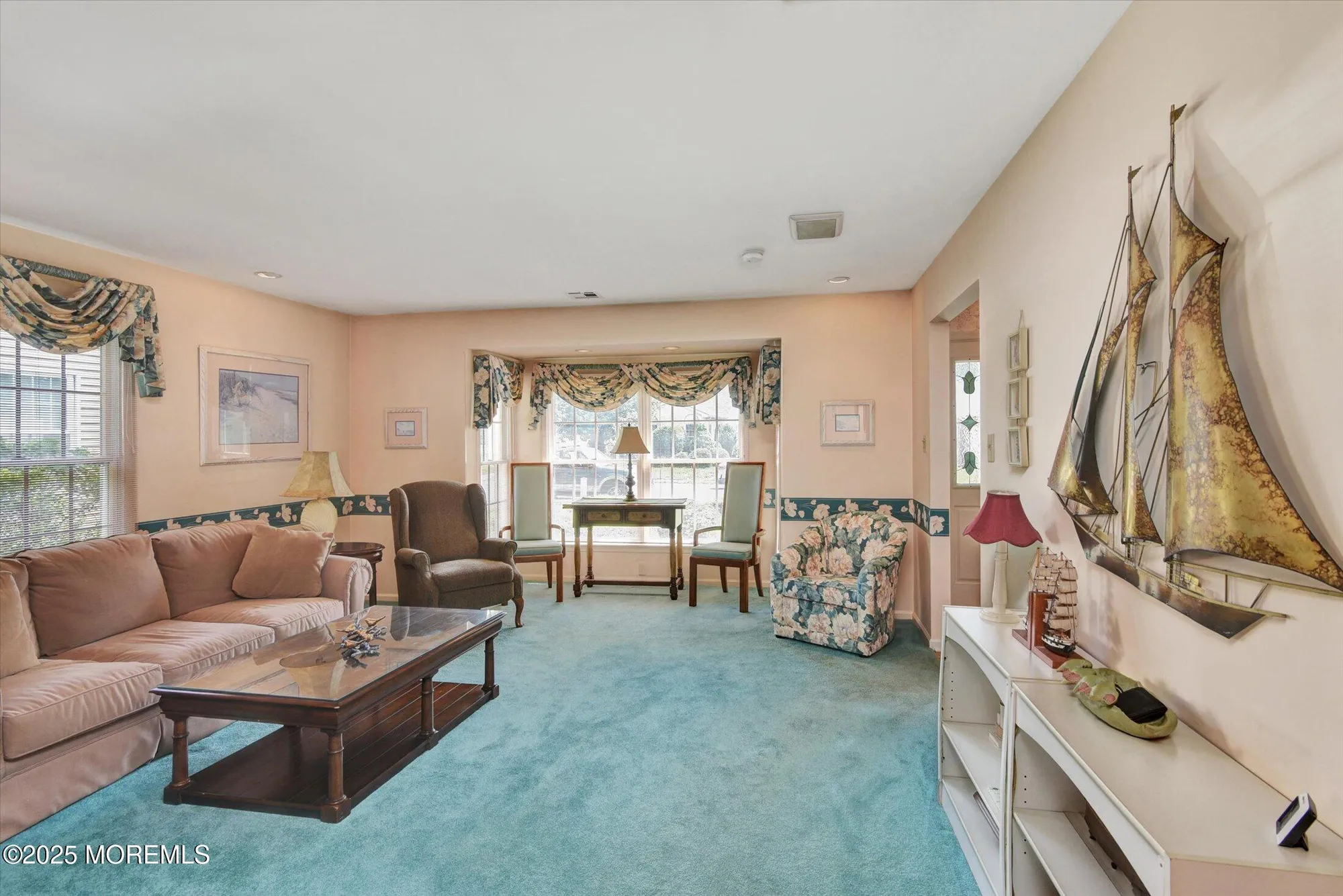 Property Slideshow image 15 of 42 | 1541 alpen ln, Toms River, NJ, 08755