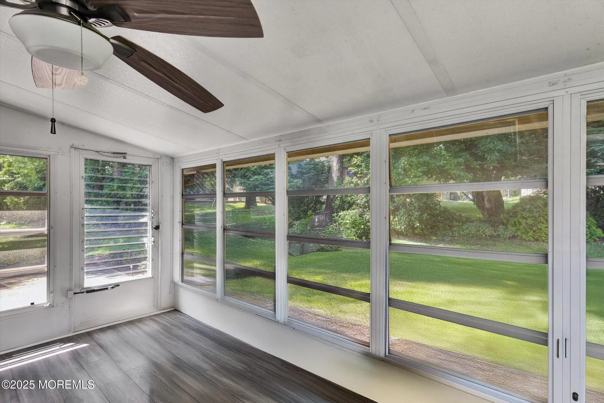 Property Slideshow image 32 of 42 | 1541 alpen ln, Toms River, NJ, 08755