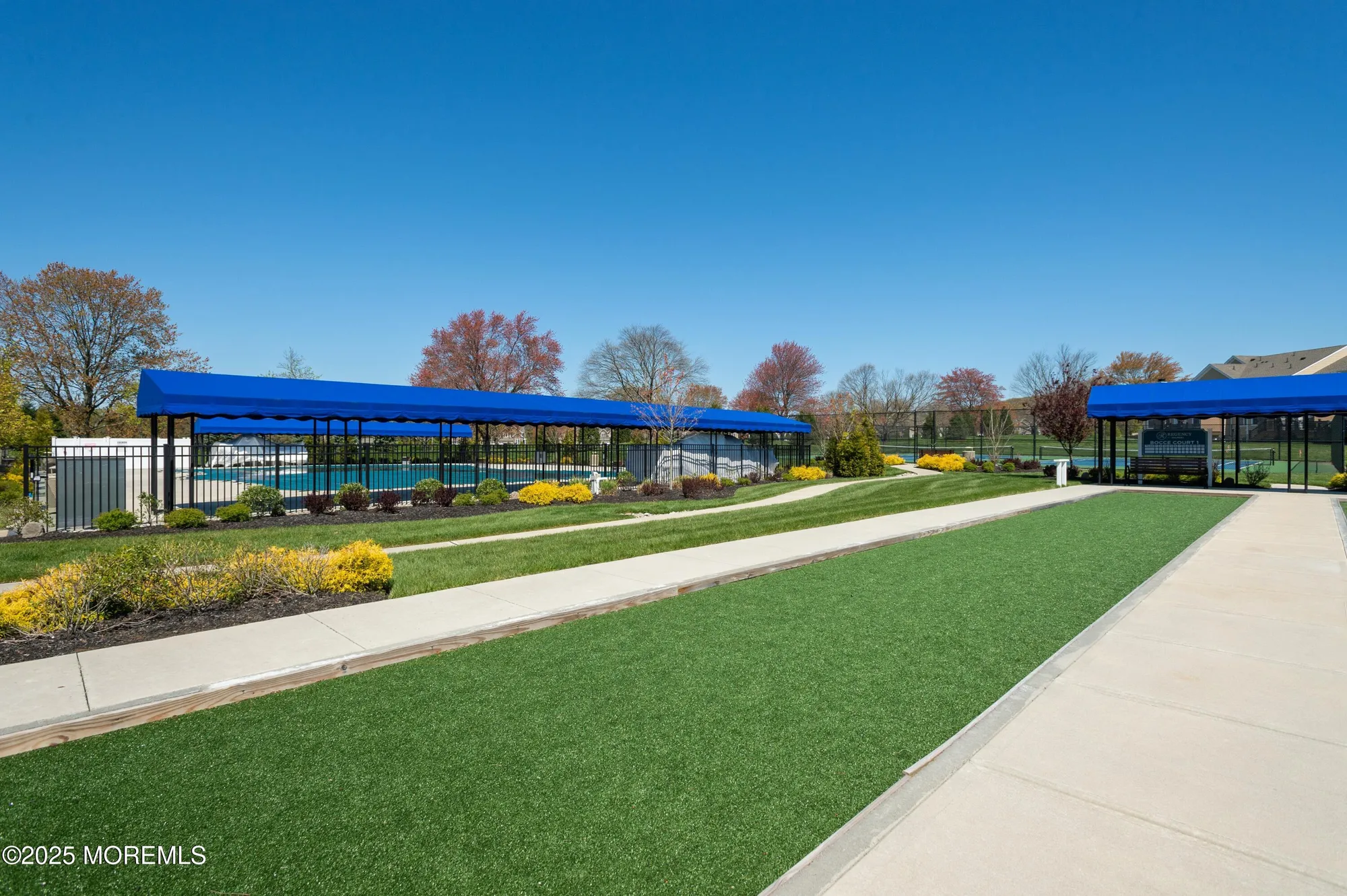 Property Slideshow image 31 of 40 | 17 spalding dr, Holmdel, NJ, 07733