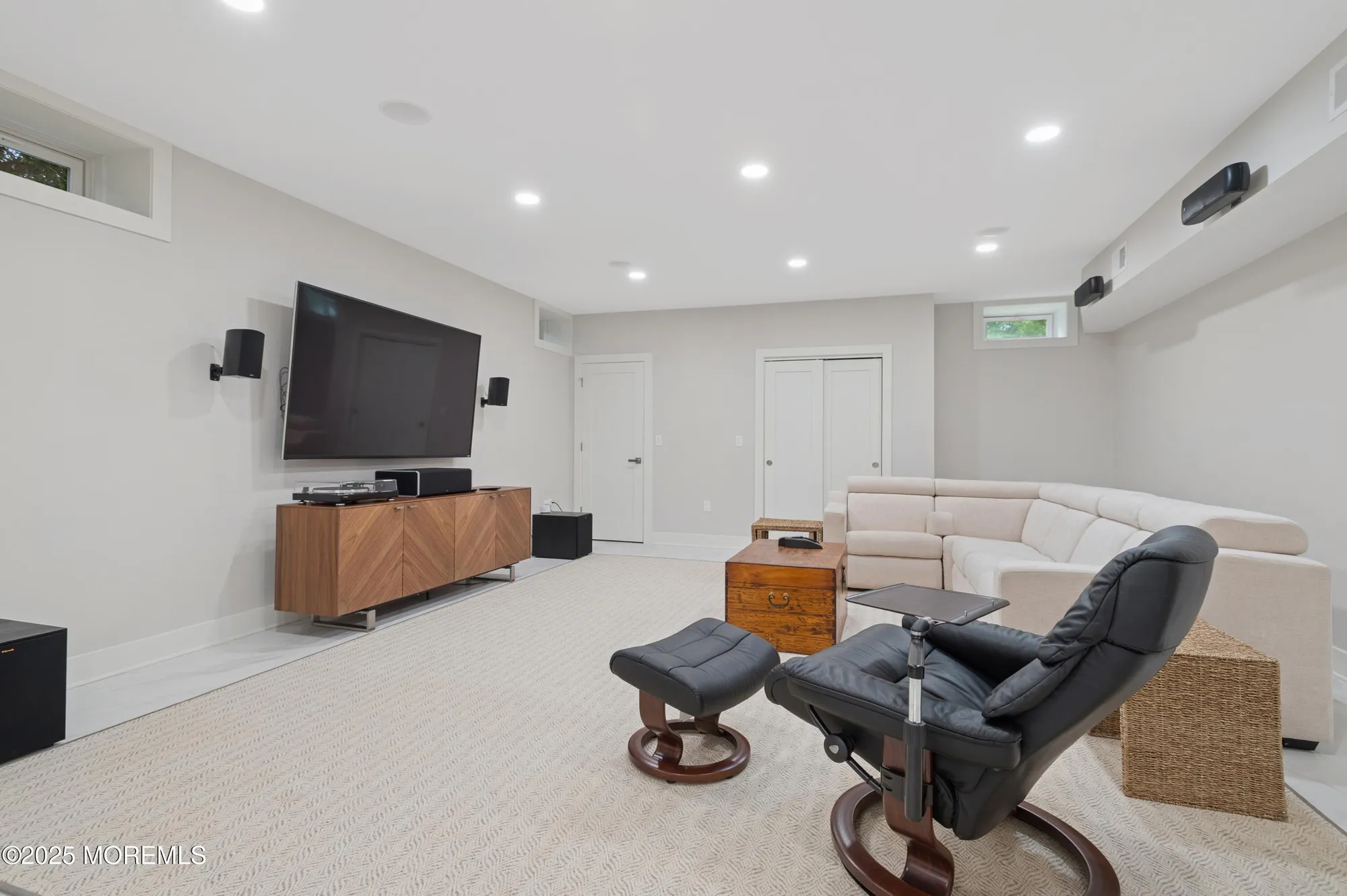 Property Slideshow image 28 of 40 | 17 spalding dr, Holmdel, NJ, 07733