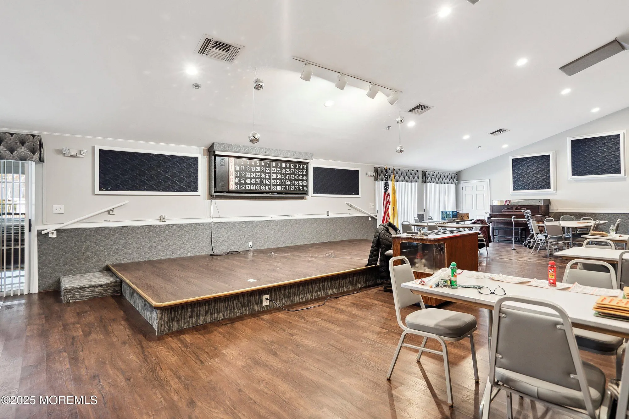 Property Slideshow image 19 of 24 | 23 datchet close # 1000, Freehold, NJ, 07728