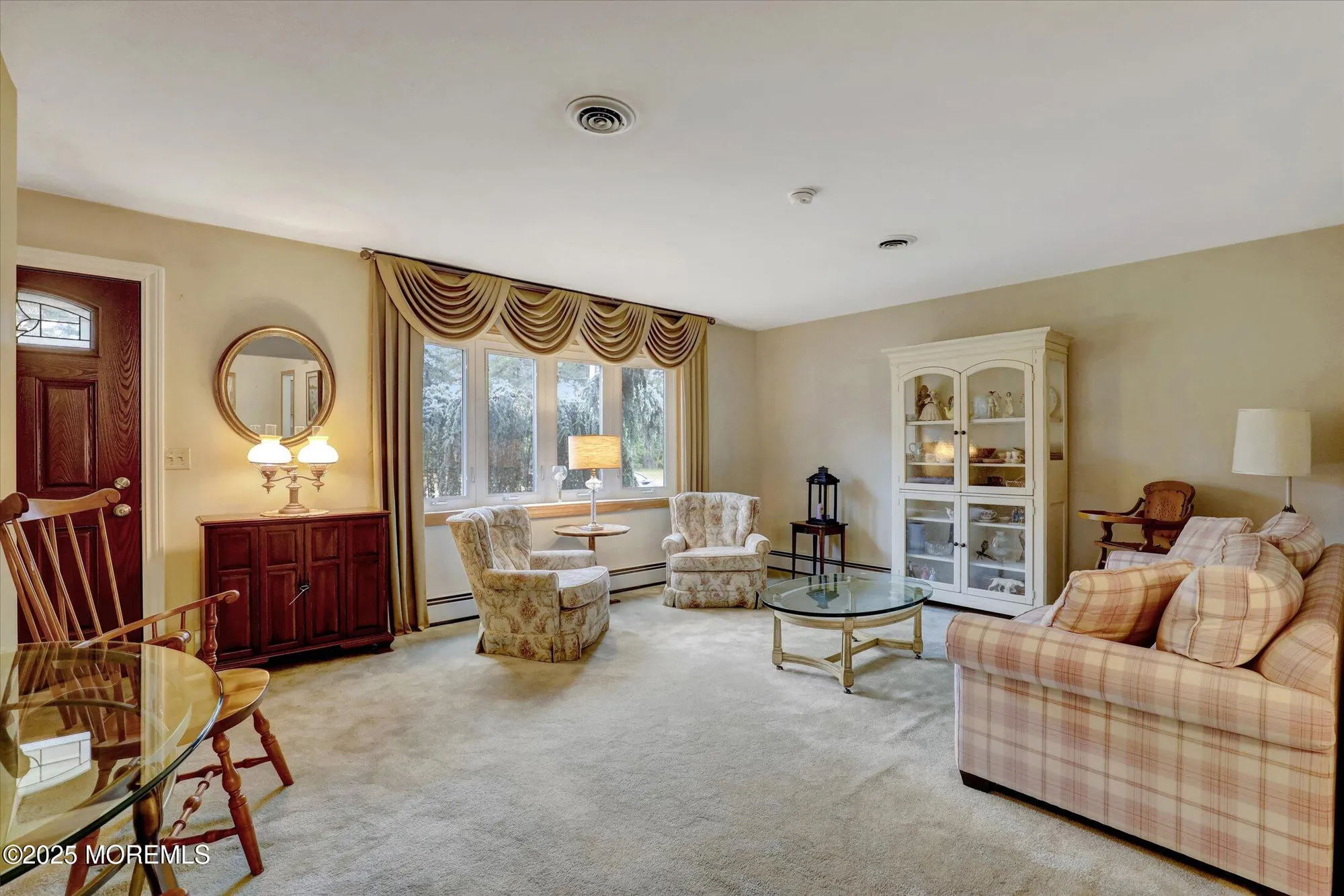 Property Slideshow image 9 of 38 | 266 westbrook dr, Toms River, NJ, 08757