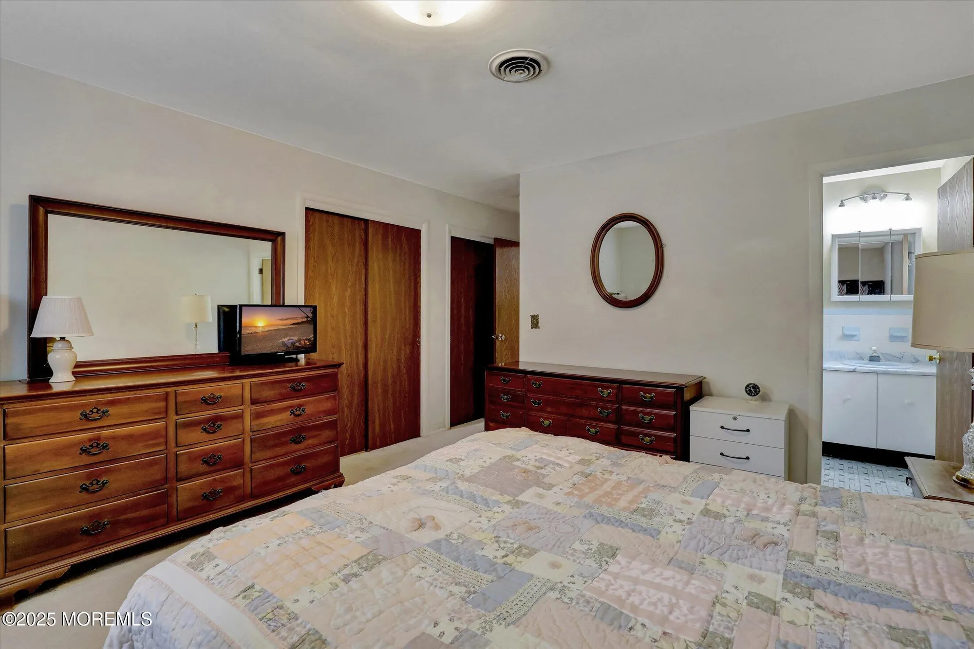 Property Slideshow image 23 of 38 | 266 westbrook dr, Toms River, NJ, 08757