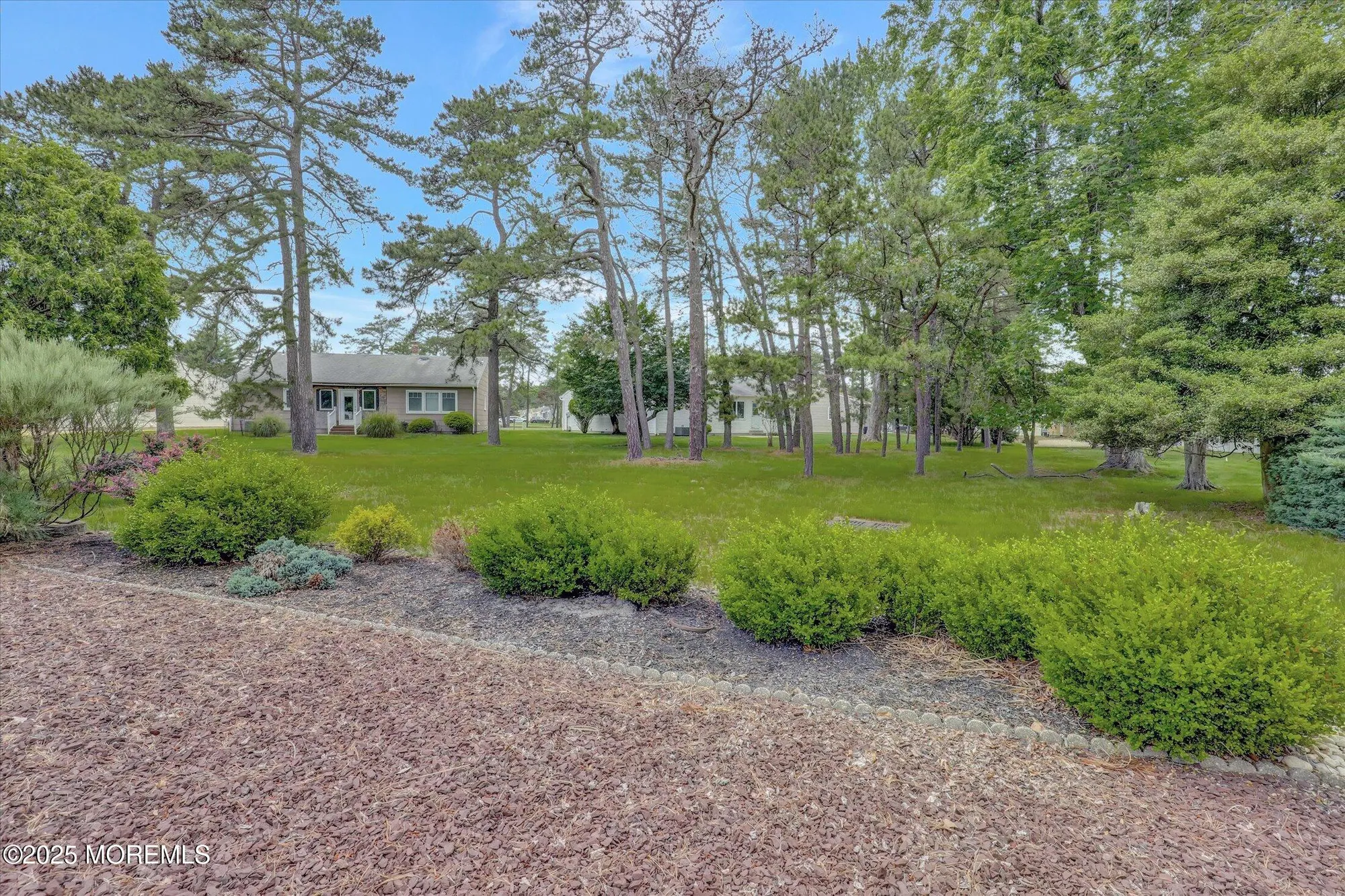 Property Slideshow image 33 of 38 | 266 westbrook dr, Toms River, NJ, 08757