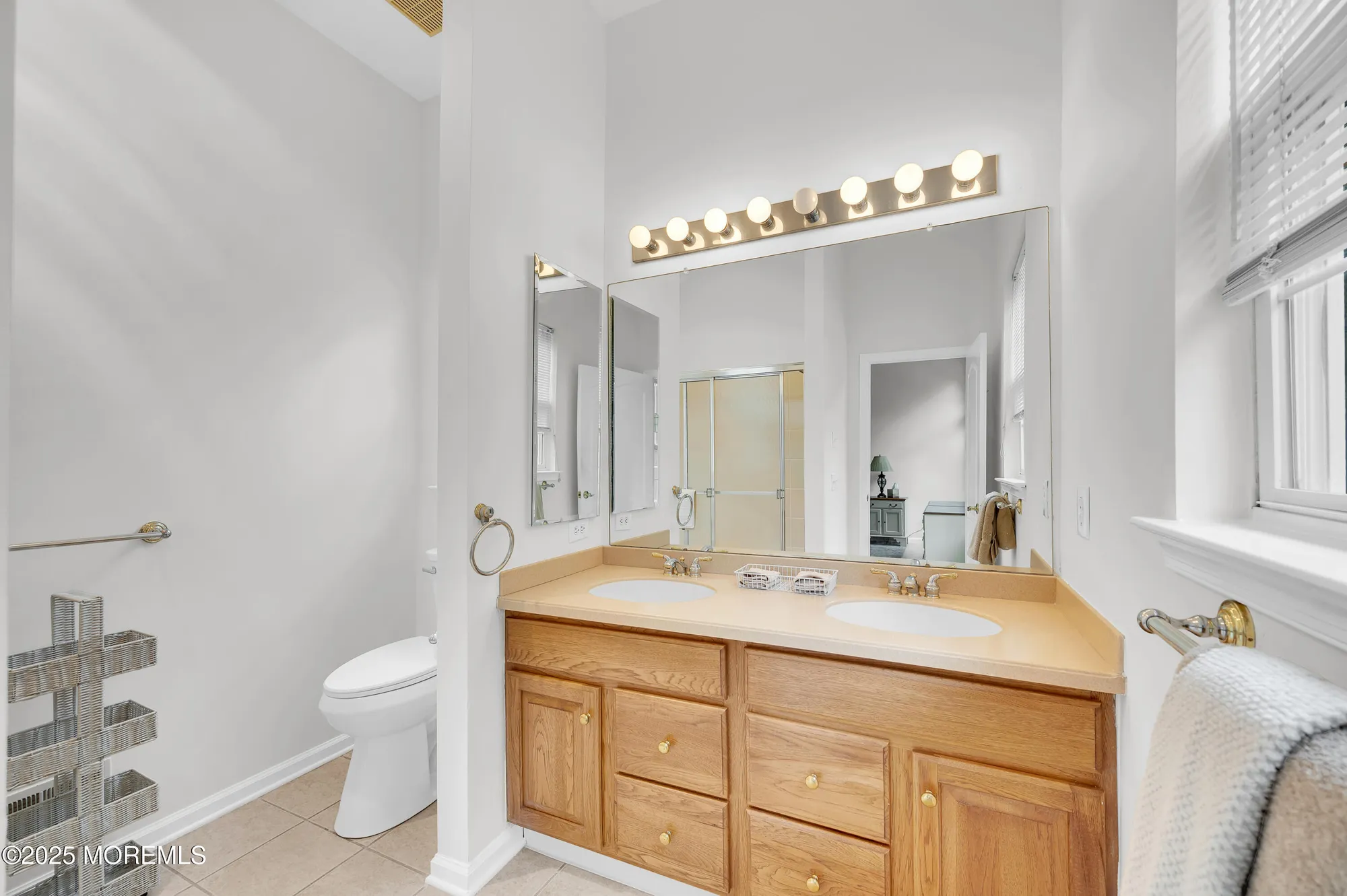 Property Slideshow image 22 of 41 | 2619 lantern light way, Manasquan, NJ, 08736