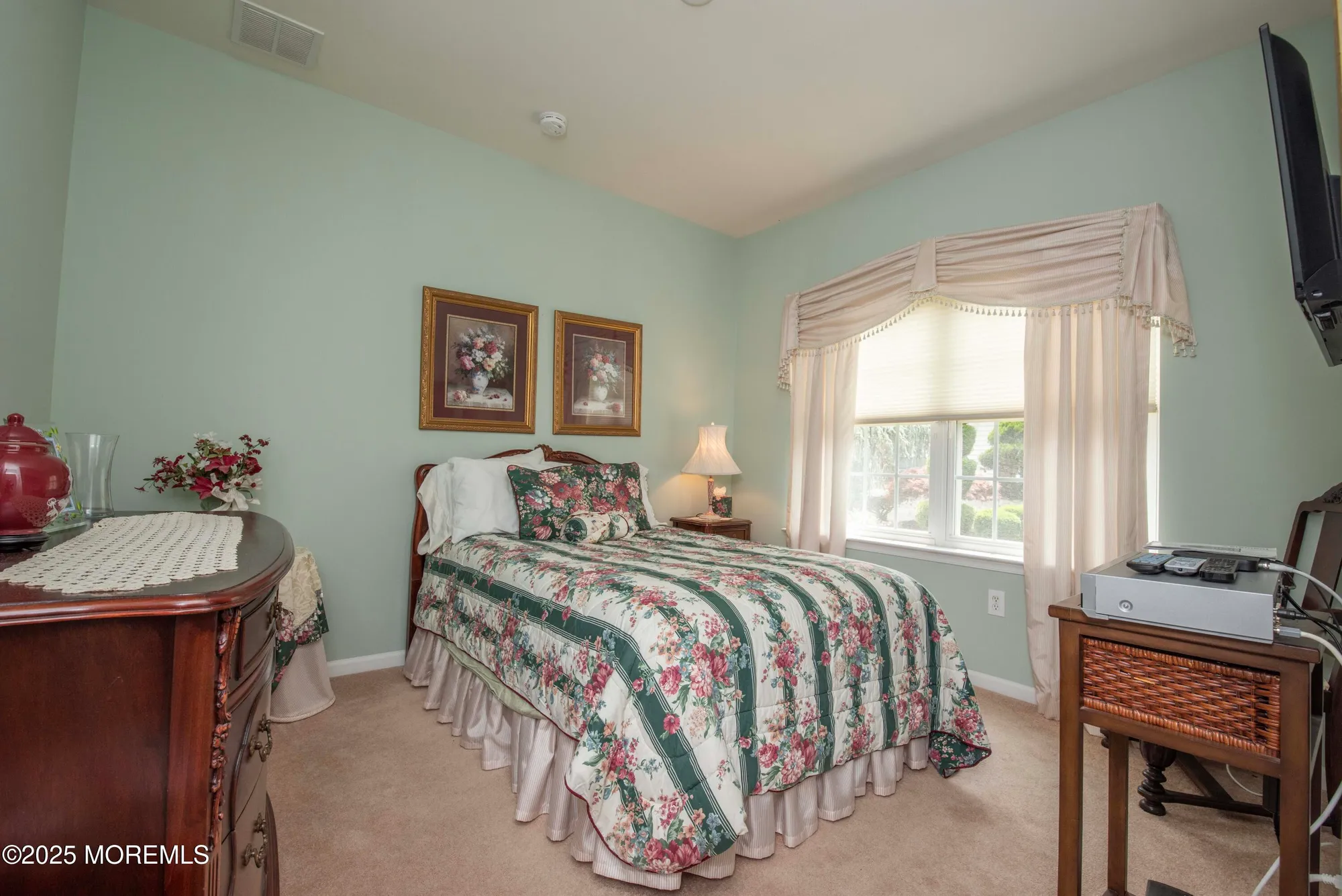 Property Slideshow image 56 of 98 | 221 valencia dr, Monroe, NJ, 08831