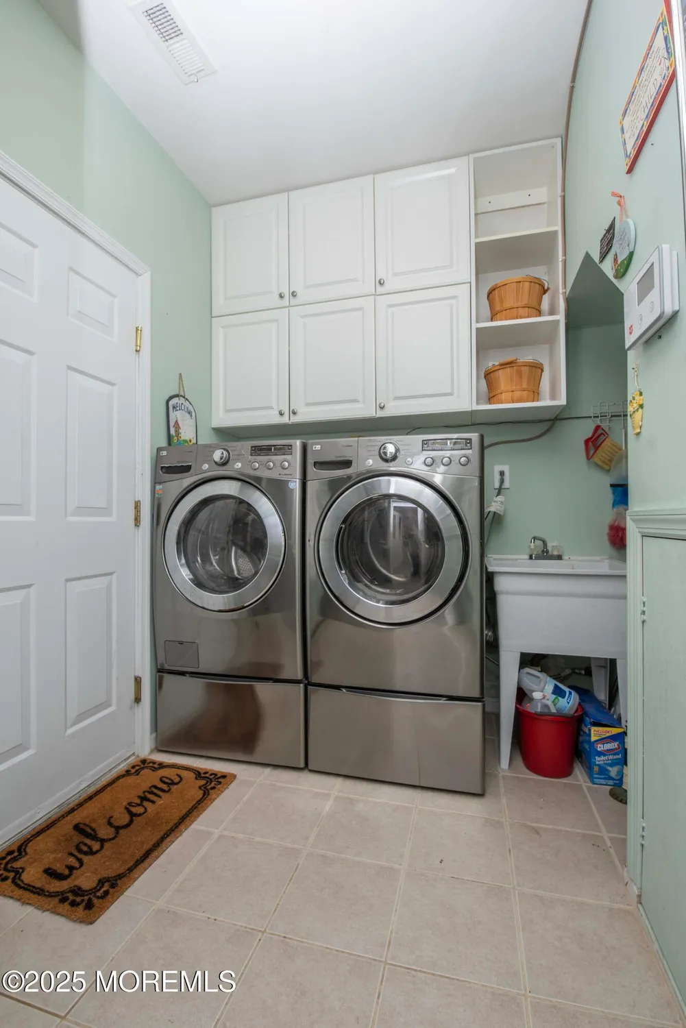 Property Slideshow image 61 of 98 | 221 valencia dr, Monroe, NJ, 08831