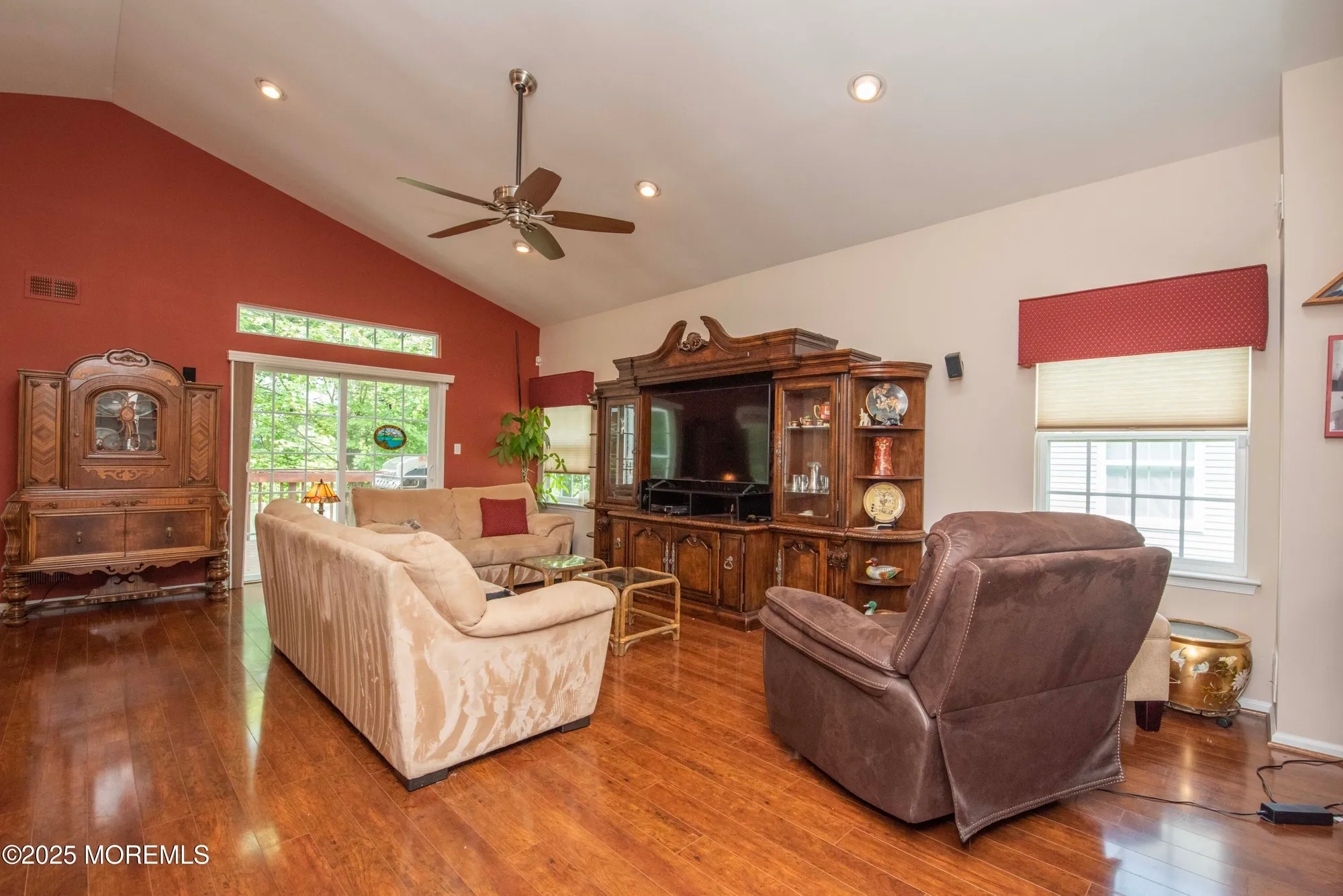 Property Slideshow image 39 of 98 | 221 valencia dr, Monroe, NJ, 08831