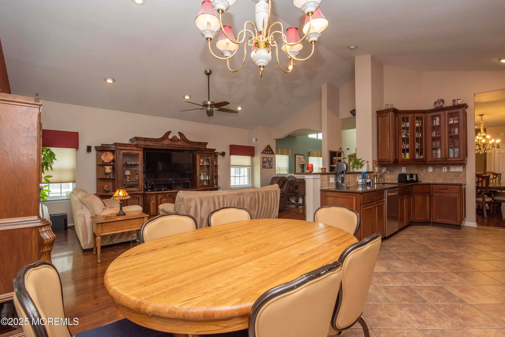 Property Slideshow image 34 of 98 | 221 valencia dr, Monroe, NJ, 08831