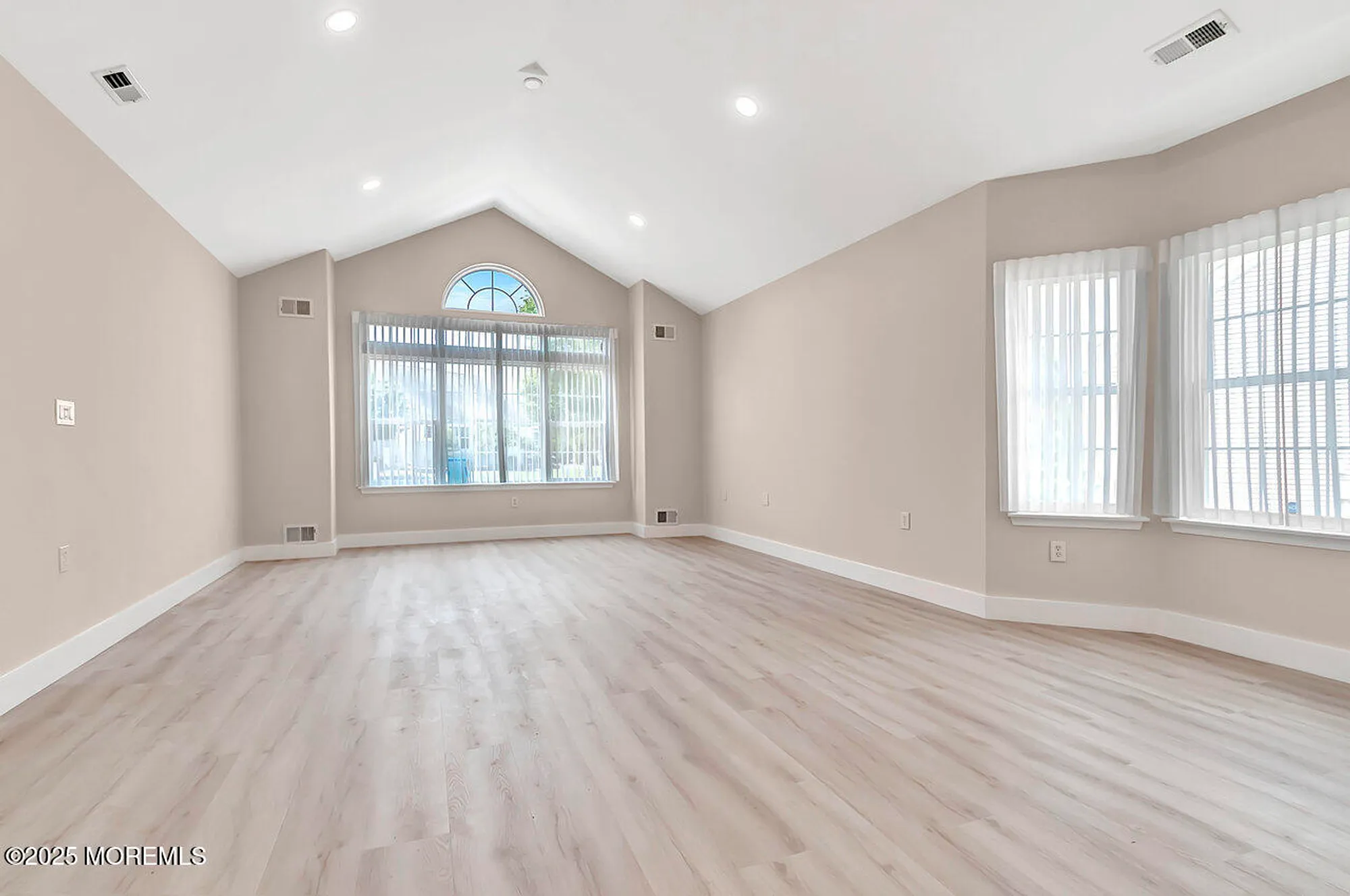 Property Slideshow image 5 of 38 | 31 orleans dr, Manchester, NJ, 08759