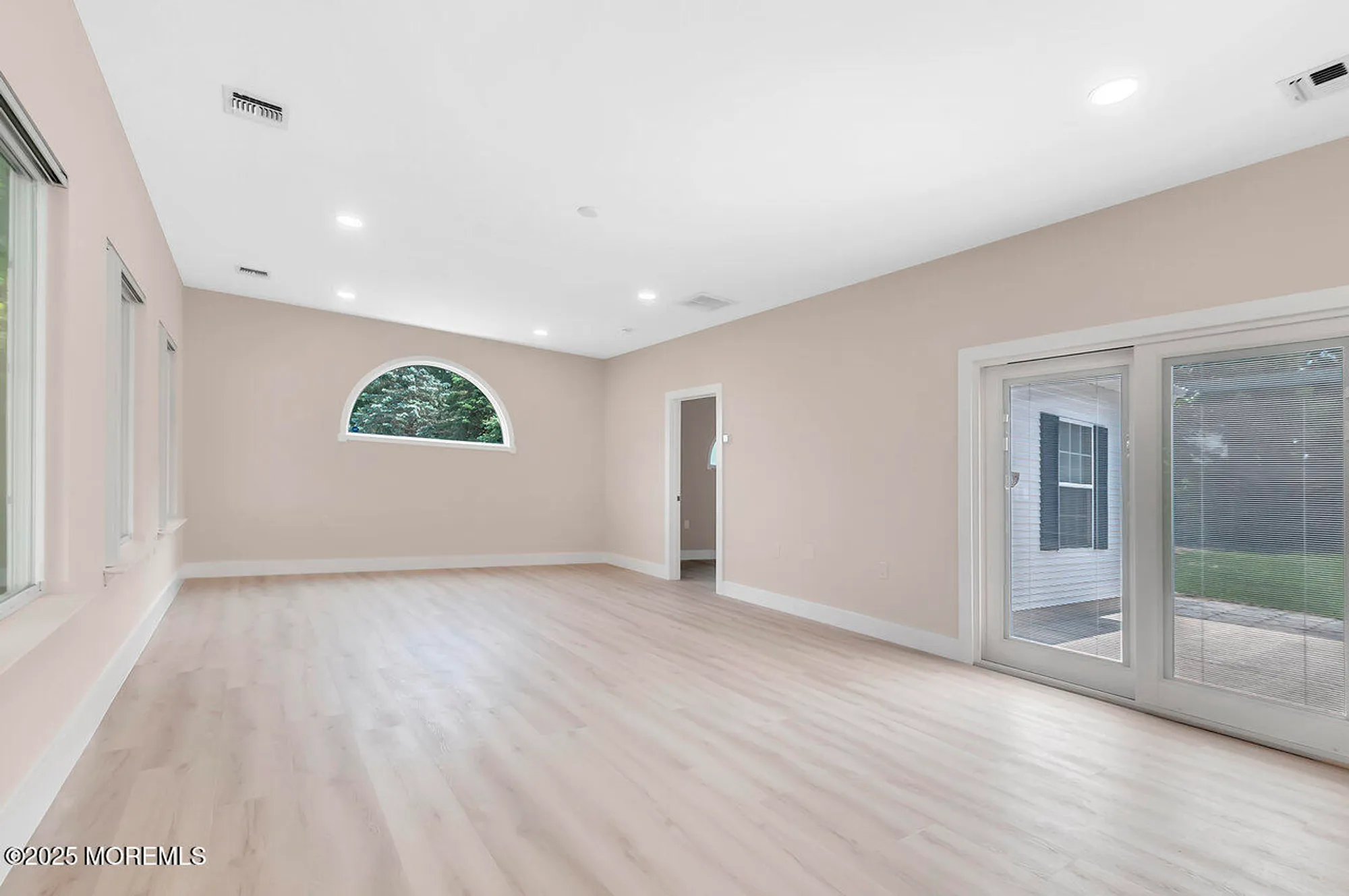Property Slideshow image 22 of 38 | 31 orleans dr, Manchester, NJ, 08759