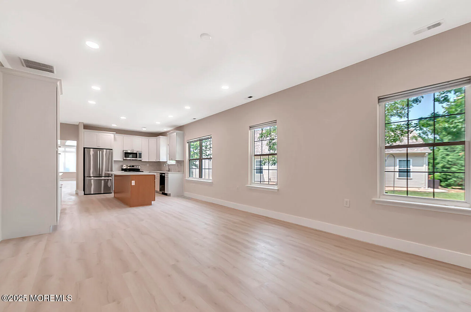 Property Slideshow image 16 of 38 | 31 orleans dr, Manchester, NJ, 08759