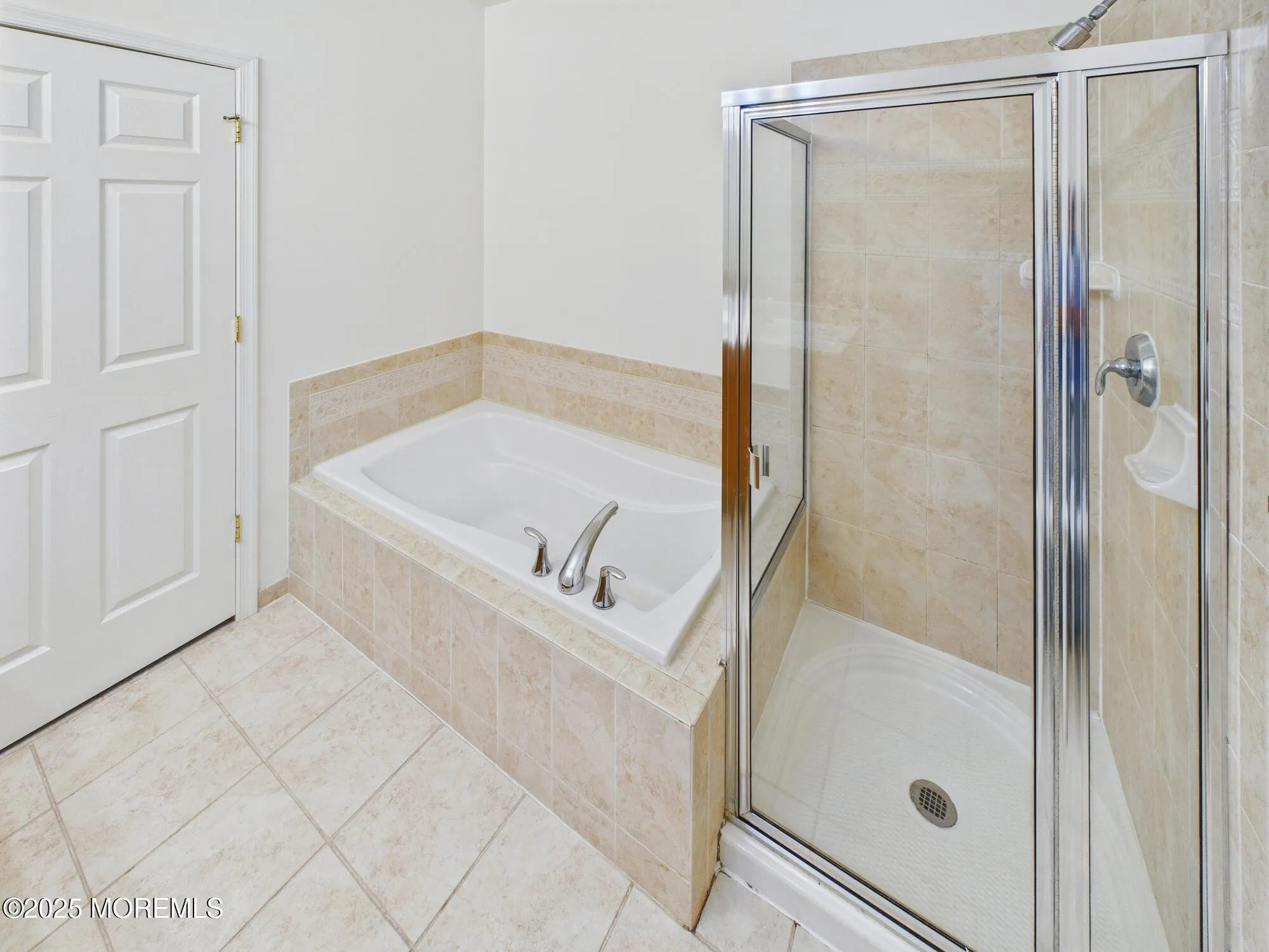 Property Slideshow image 32 of 46 | 1102 cedar village blvd # 102, East Brunswick, NJ, 08816