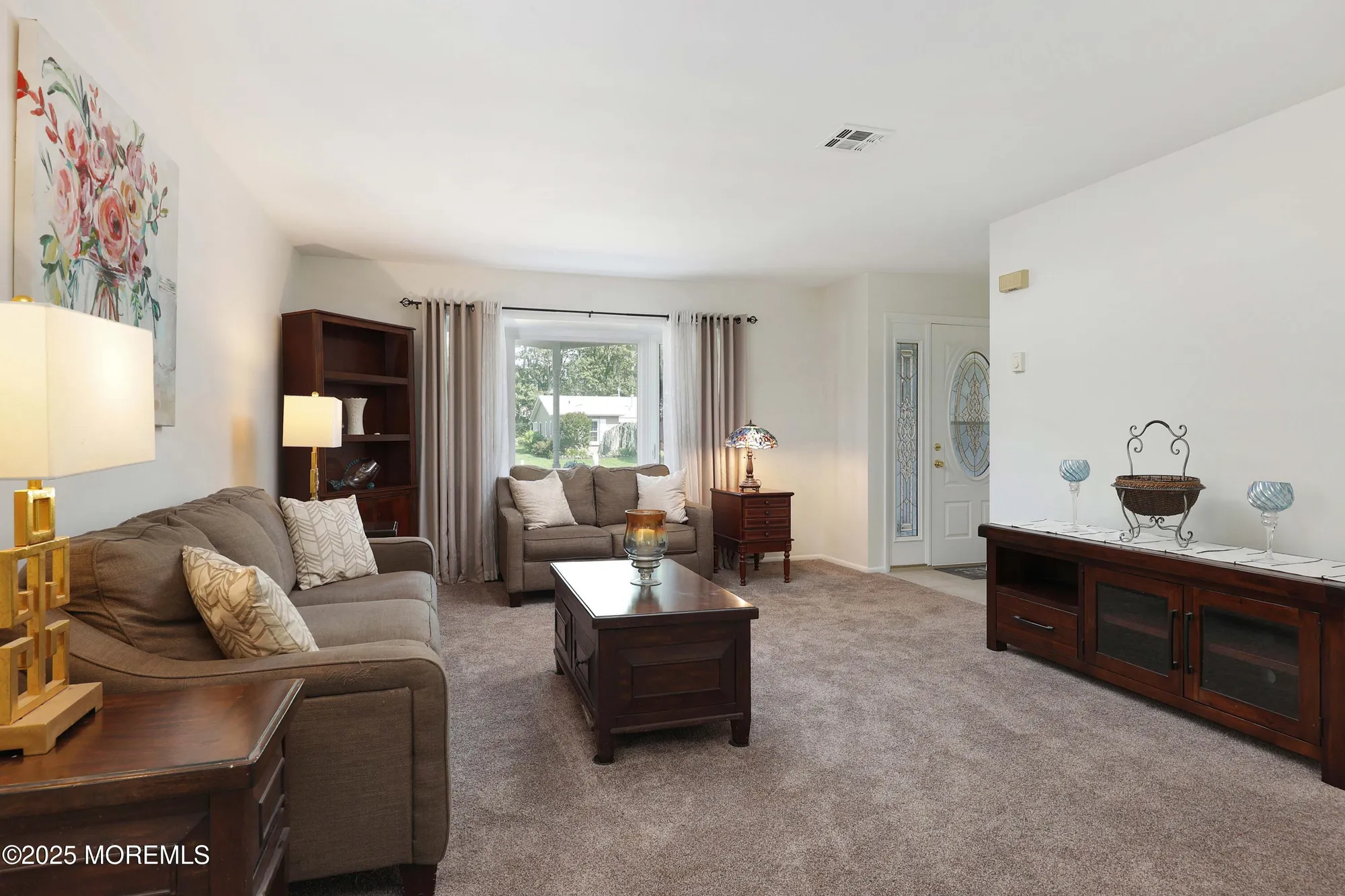 Property Slideshow image 9 of 28 | 100 courtshire dr, Brick, NJ, 08723